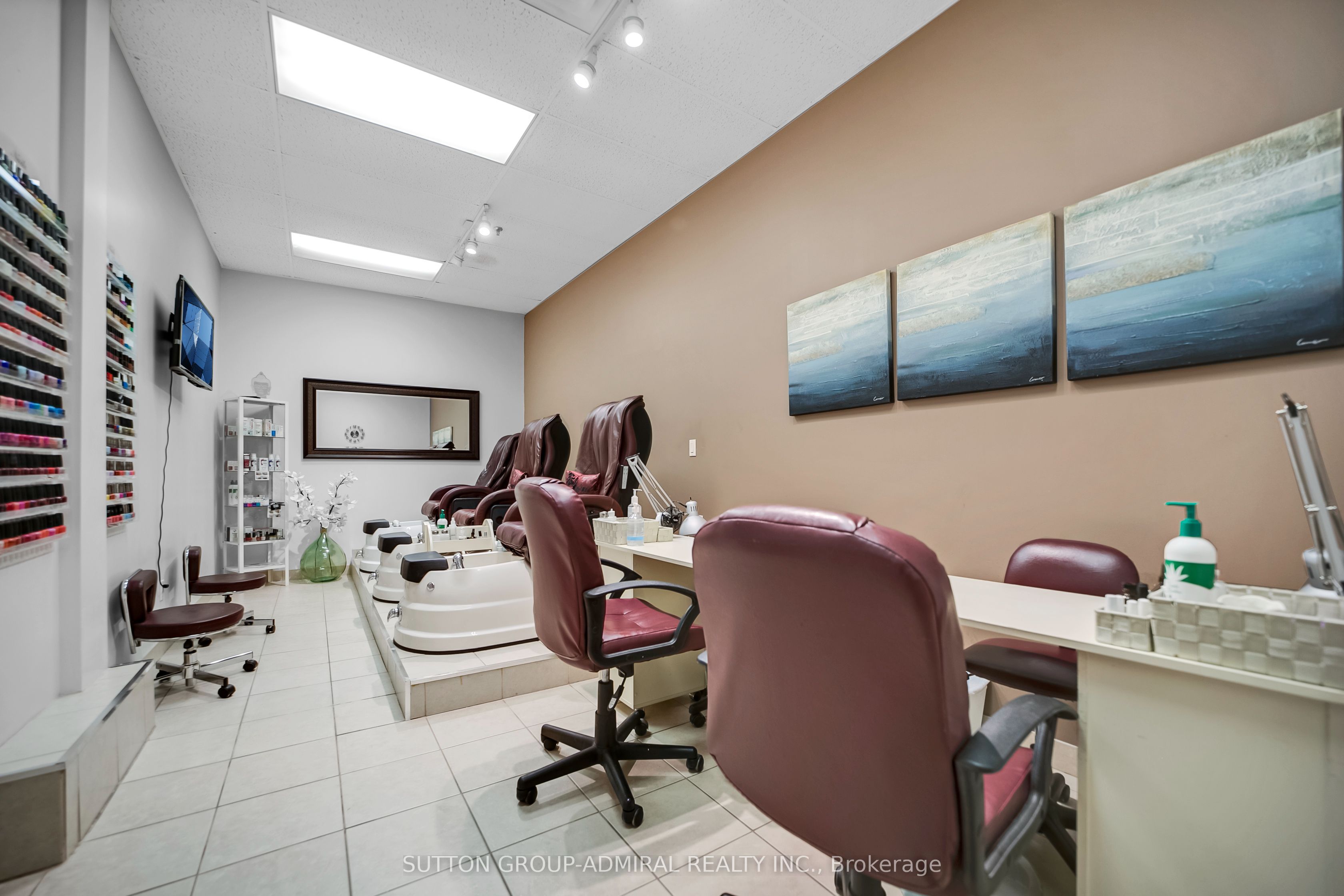 #a17 - 2012 Sheppard Avenue Property Photo 25