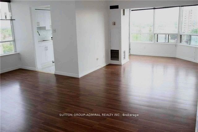 #909 - 1121 Steeles Avenue Property Photo 6