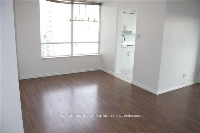 #909 - 1121 Steeles Avenue Property Photo 7