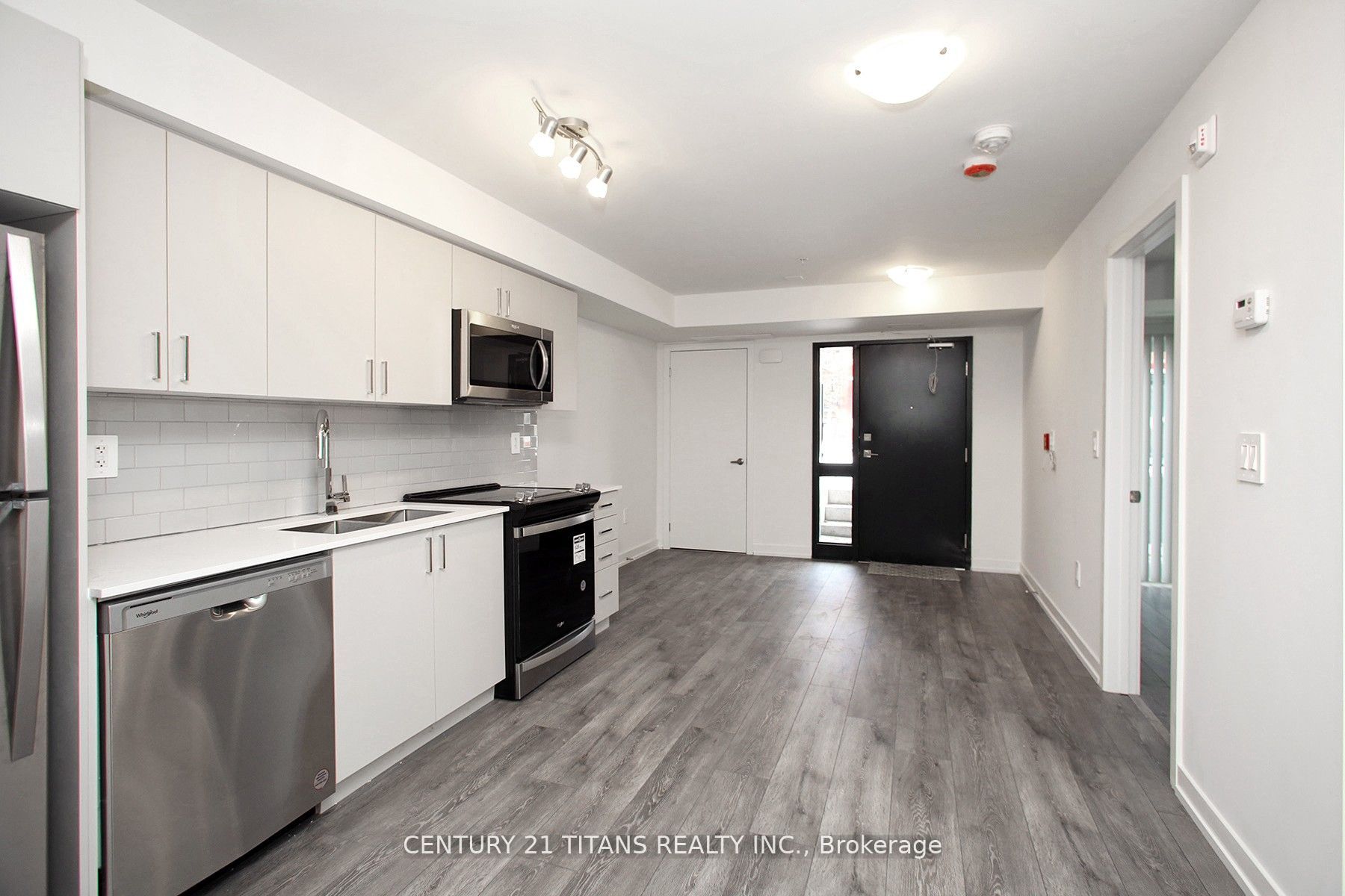 #a110 - 1650 Victoria Park Avenue Property Photo 32