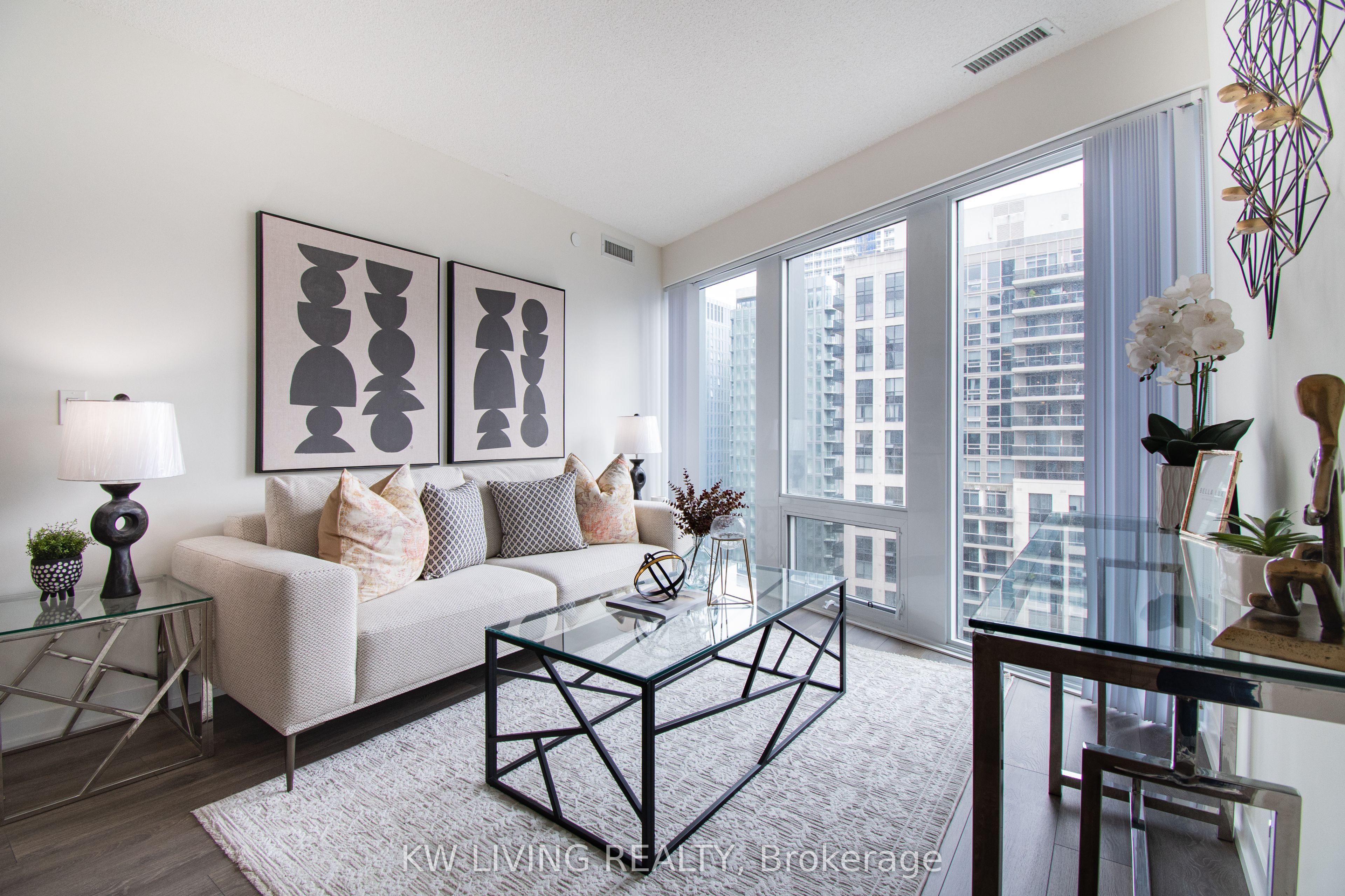 #2506 - 60 Shuter Street Property Photo 9