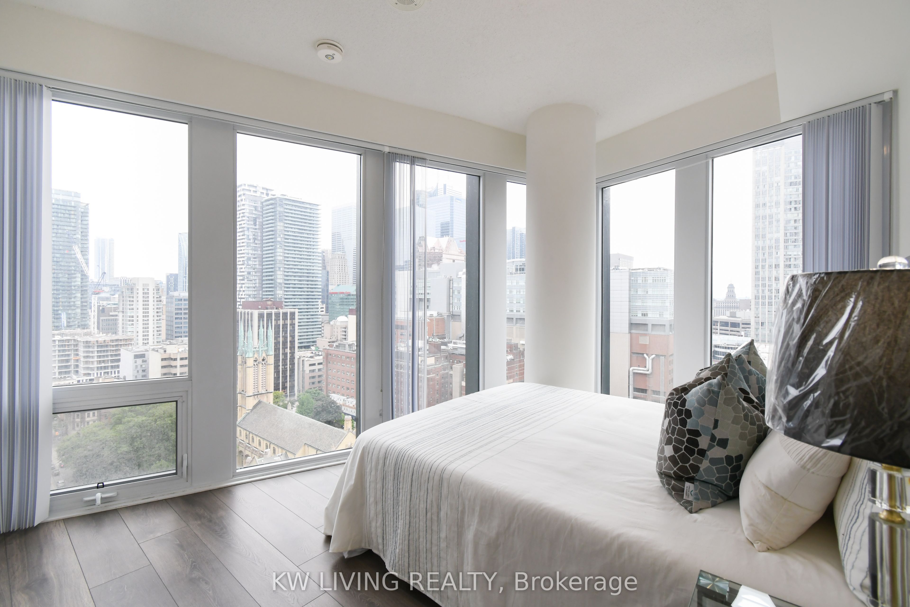 #2506 - 60 Shuter Street Property Photo 12