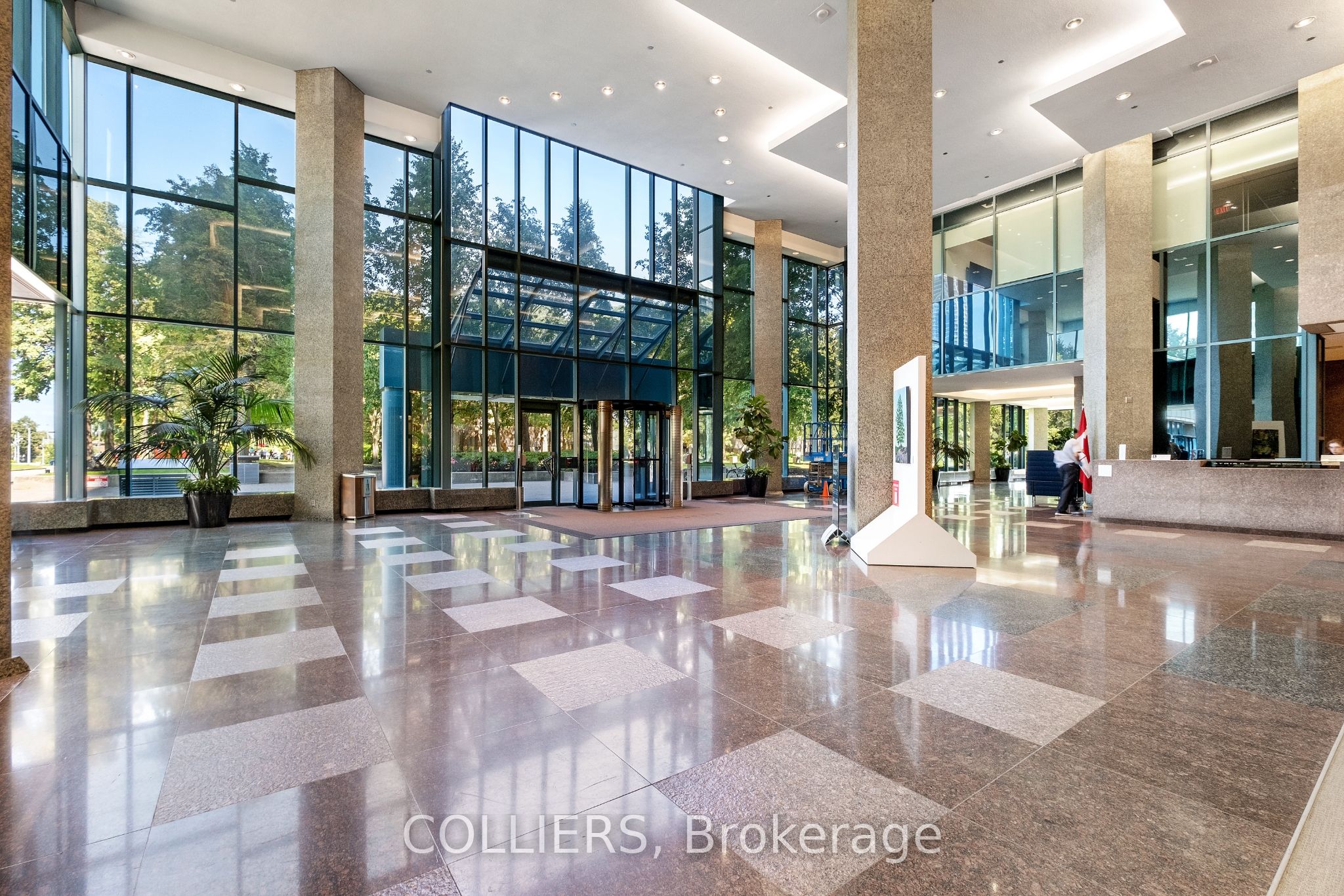 #1201 - 2225 Sheppard Avenue Property Photo 5