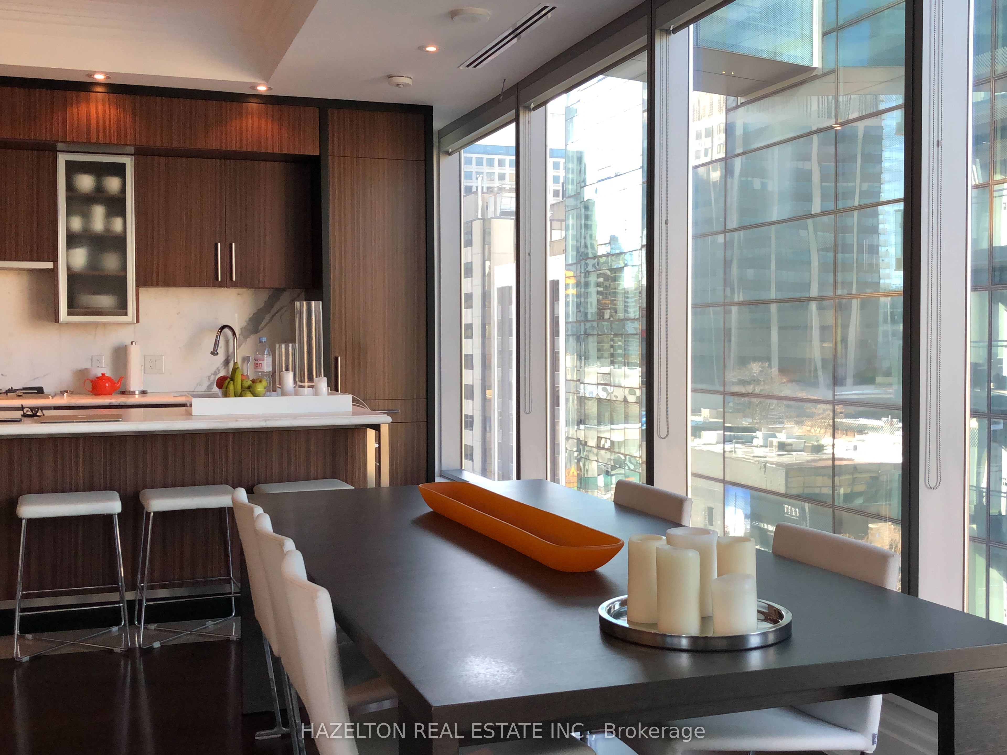 55 Scollard Street 701 Property Photo 8