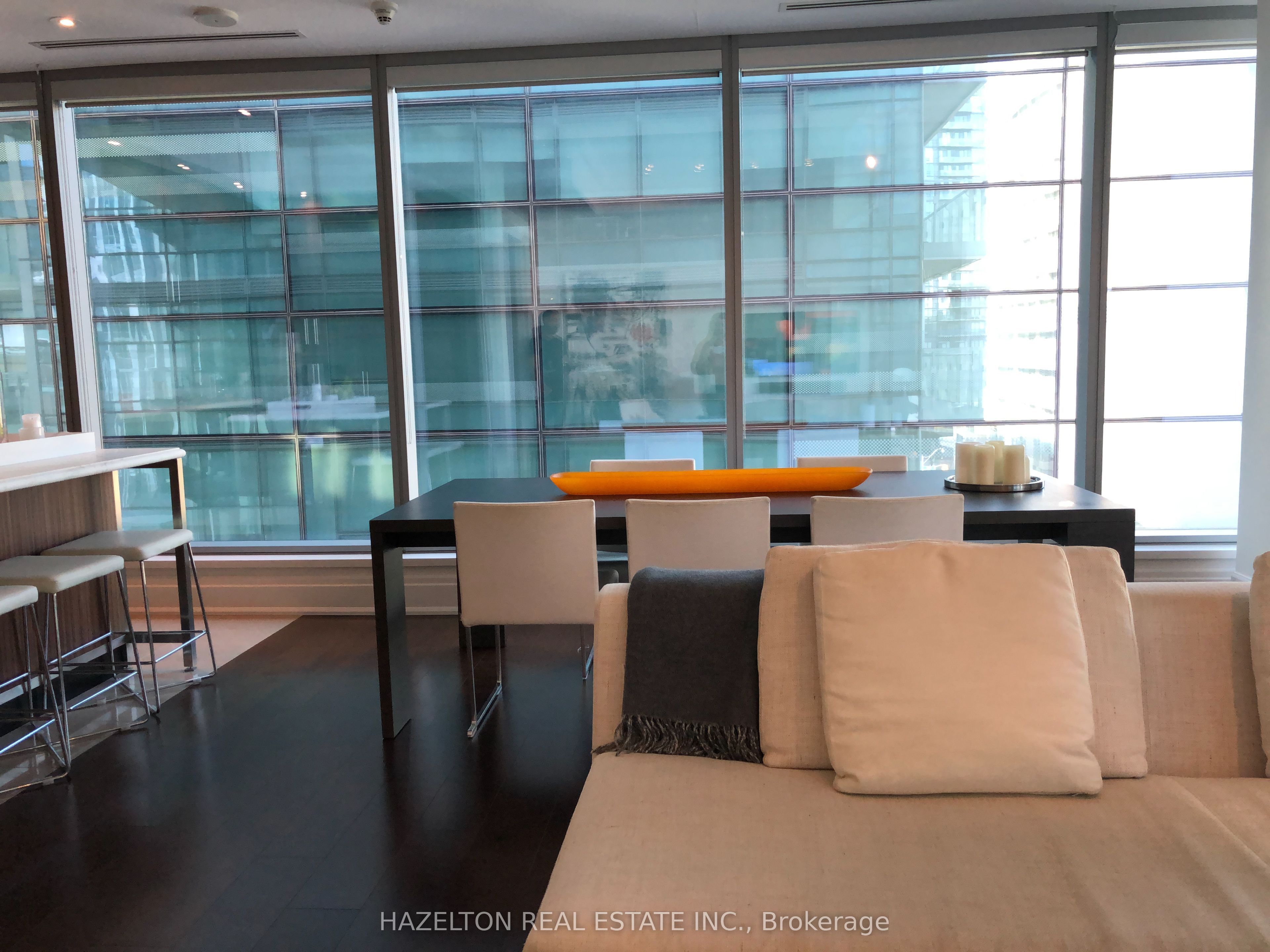 55 Scollard Street 701 Property Photo 15