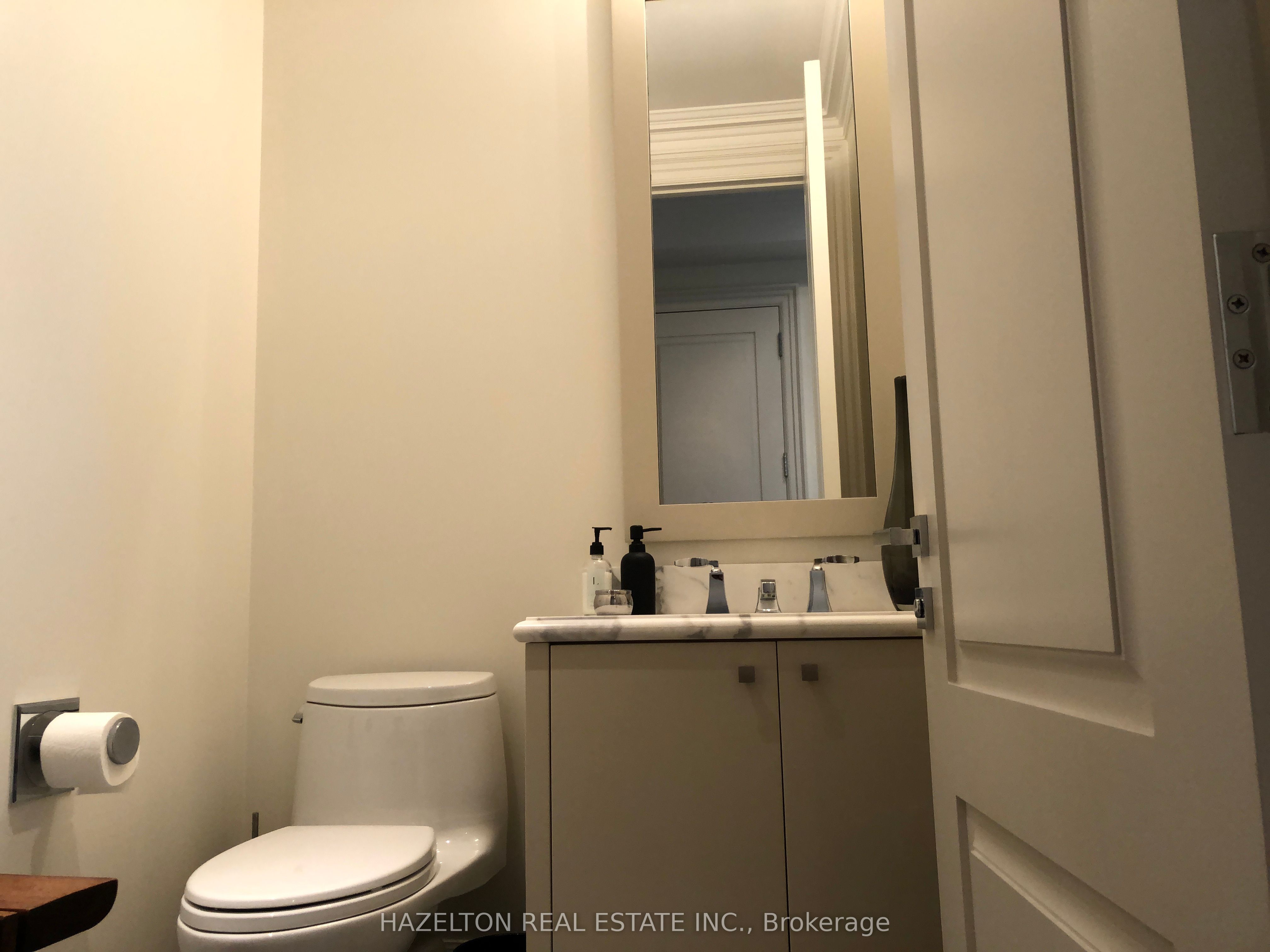 55 Scollard Street 701 Property Photo 19