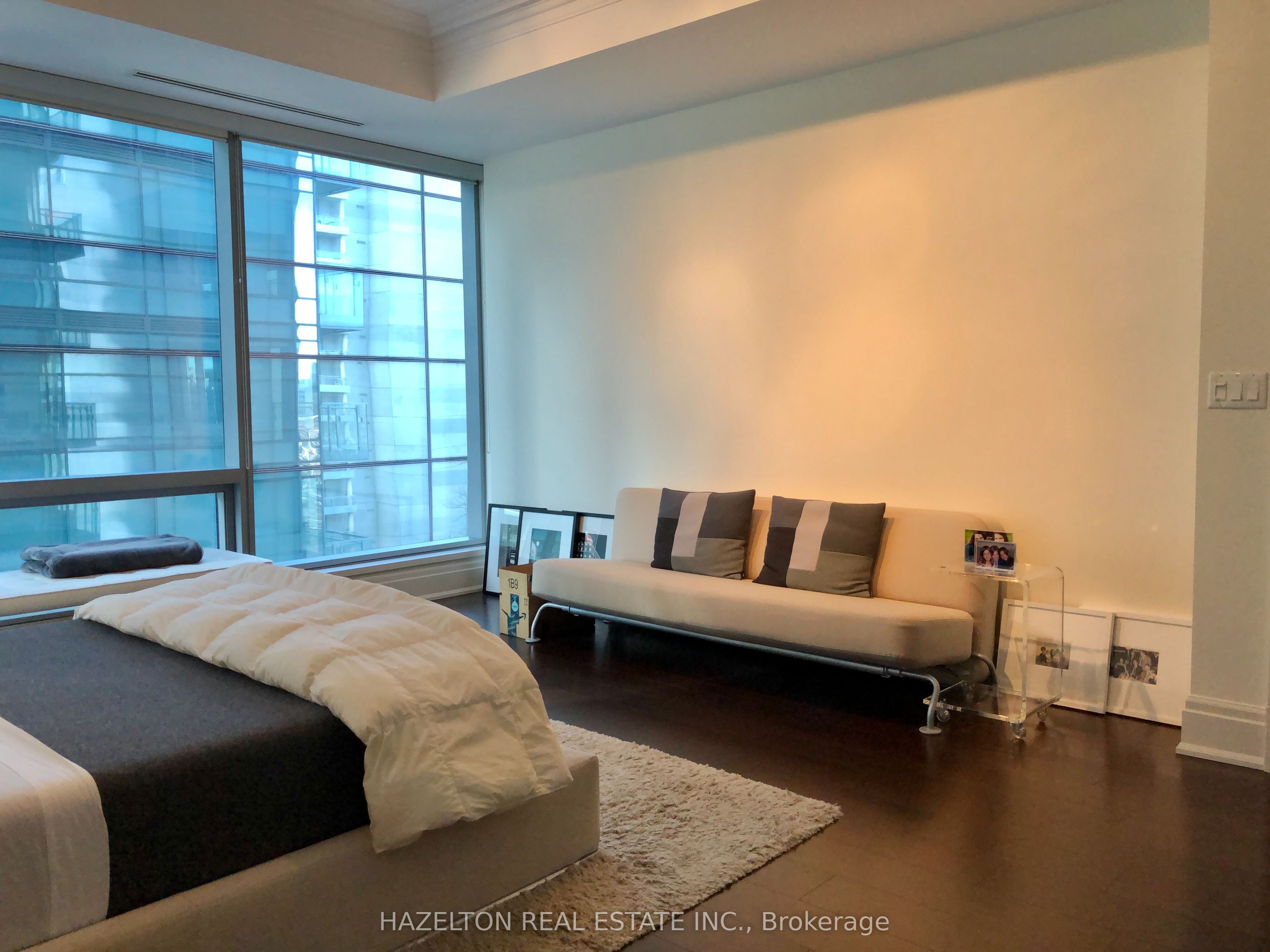 55 Scollard Street 701 Property Photo 22