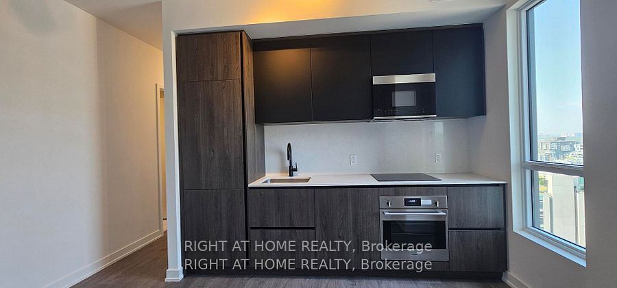#2102 - 108 Peter Street Property Photo 5