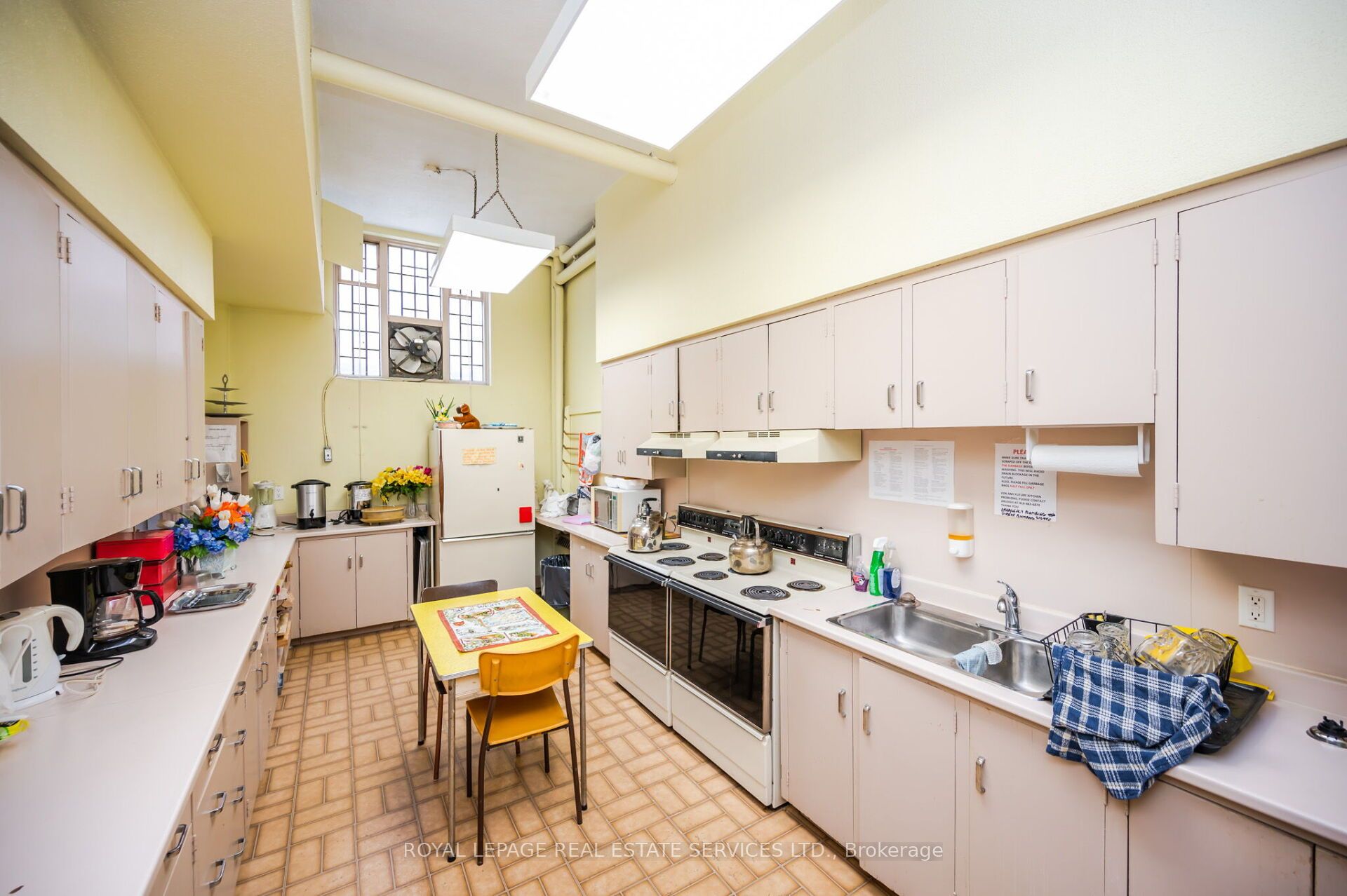 31/33 Melrose Avenue Property Photo 10