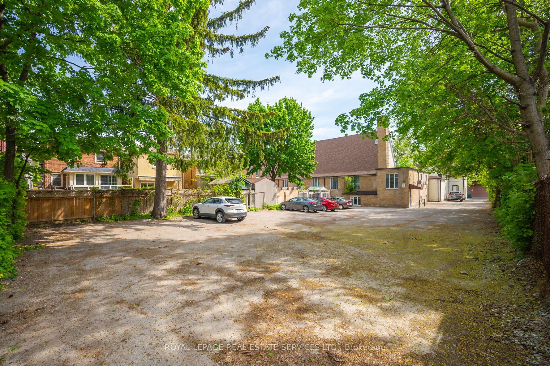 31/33 Melrose Avenue Property Photo 16