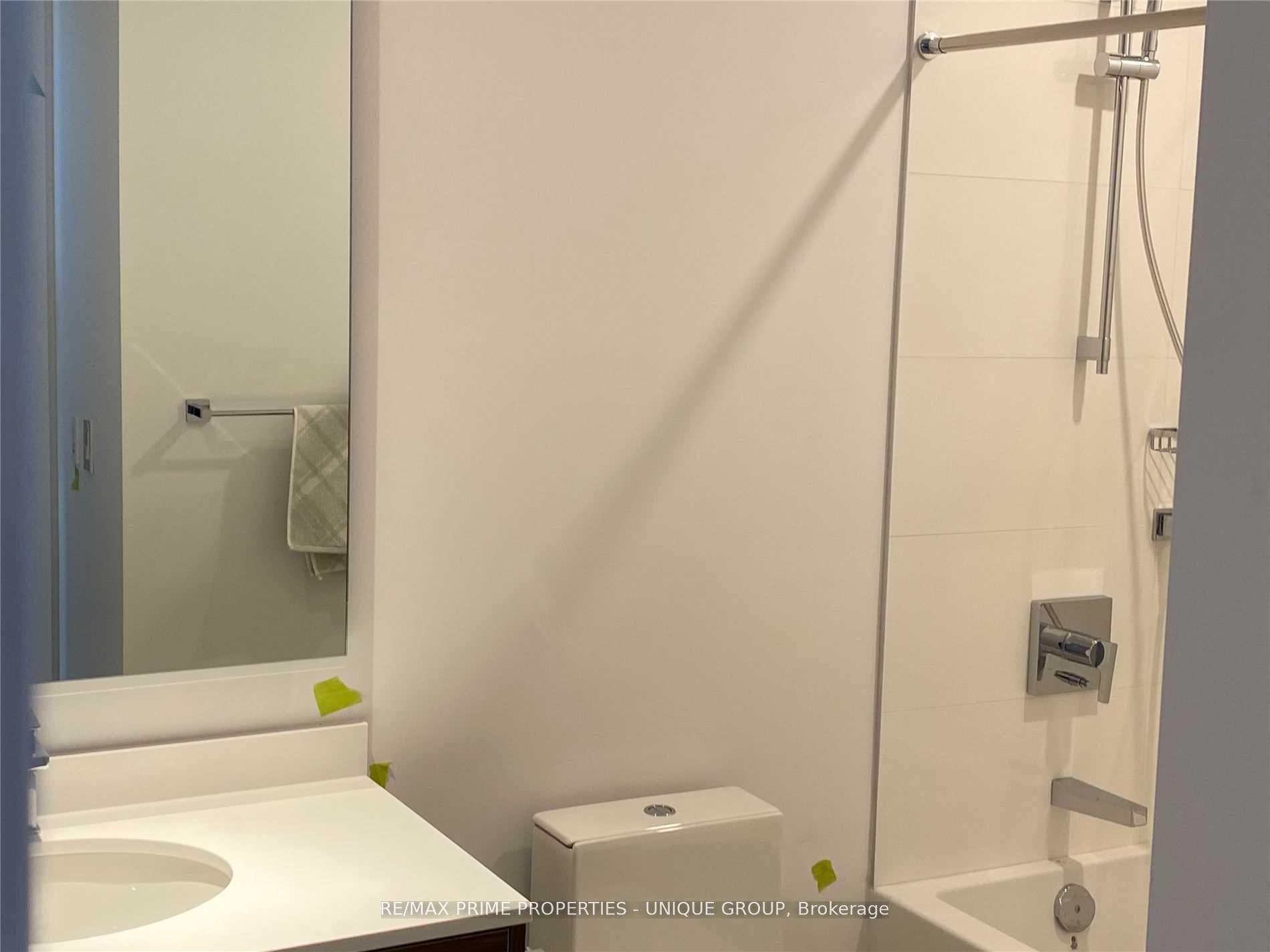 #5002 - 488 University Avenue Property Photo 21