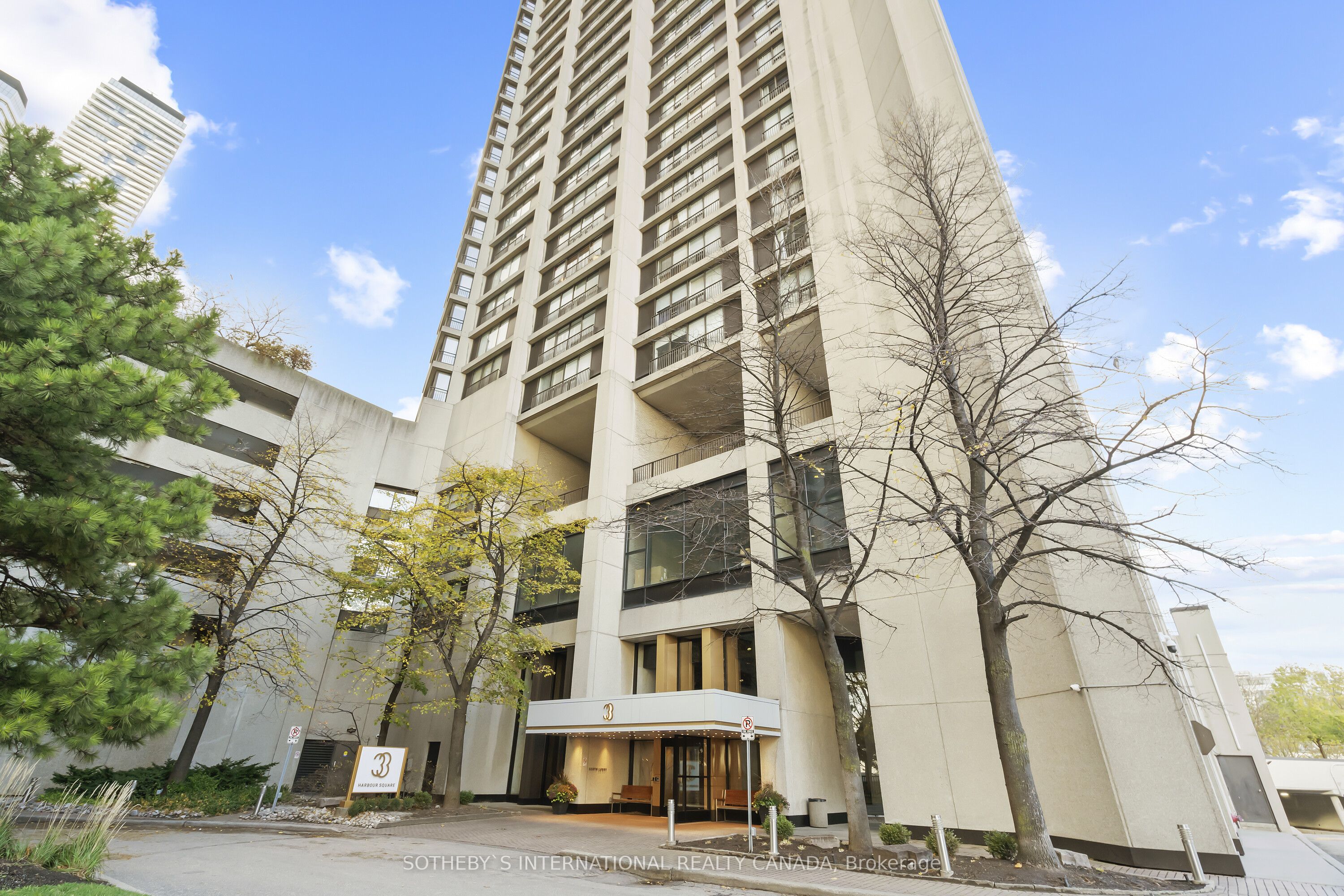 #2208 - 33 Harbour Square Property Photo 1