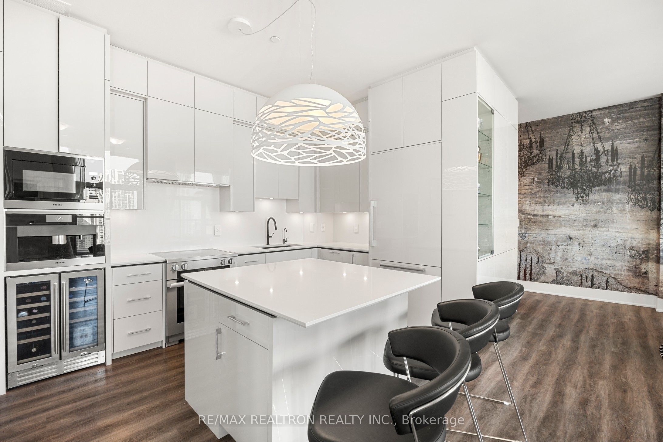 #ph02 - 1486 Bathurst Street Property Photo 18