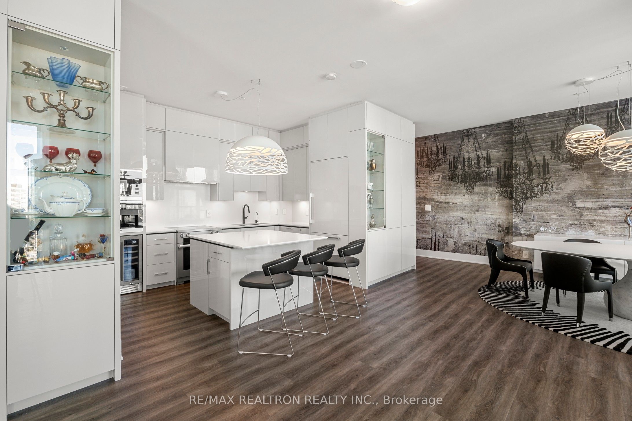 #ph02 - 1486 Bathurst Street Property Photo 25