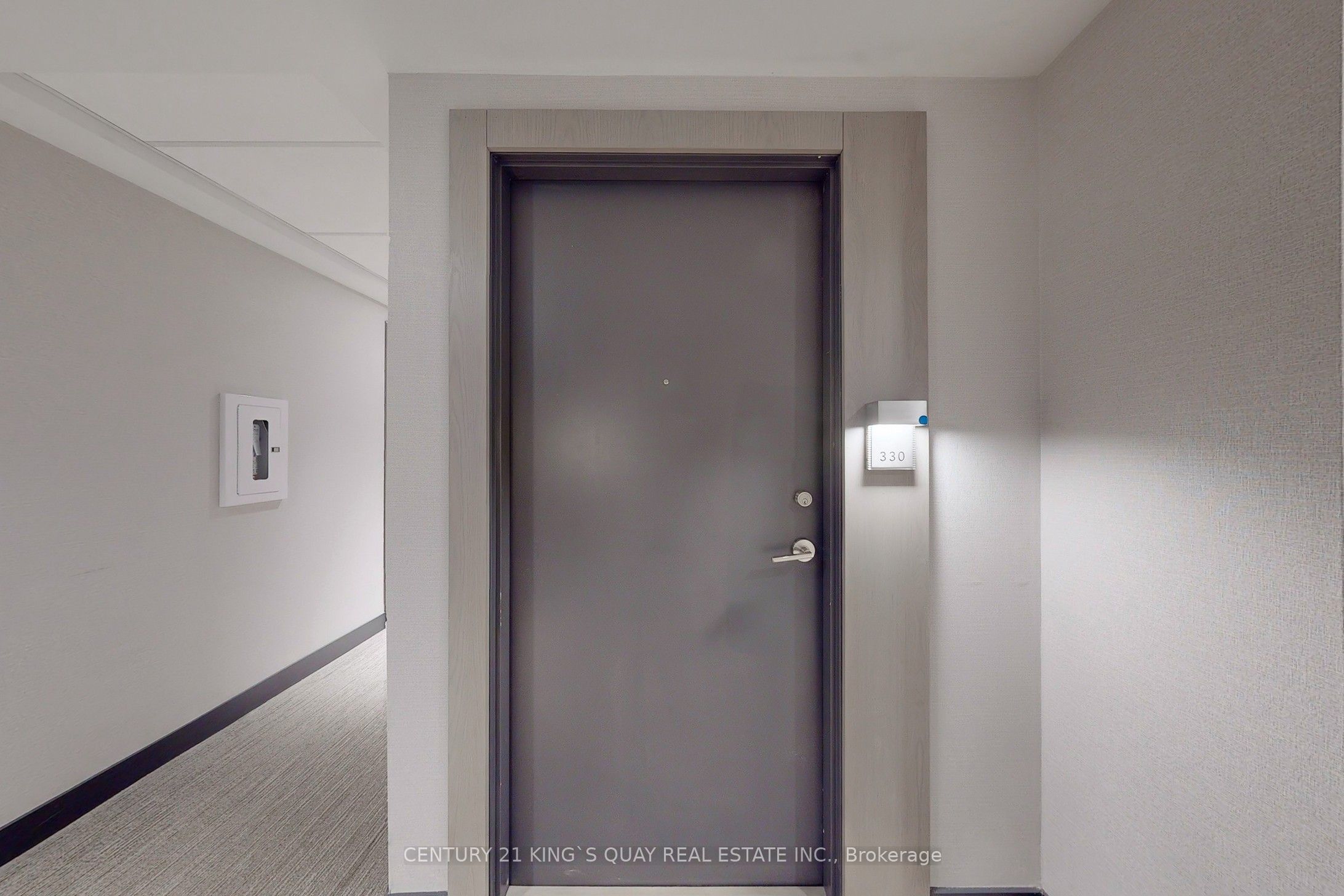 #330 - 7 Golden Lion Heights Property Photo 20