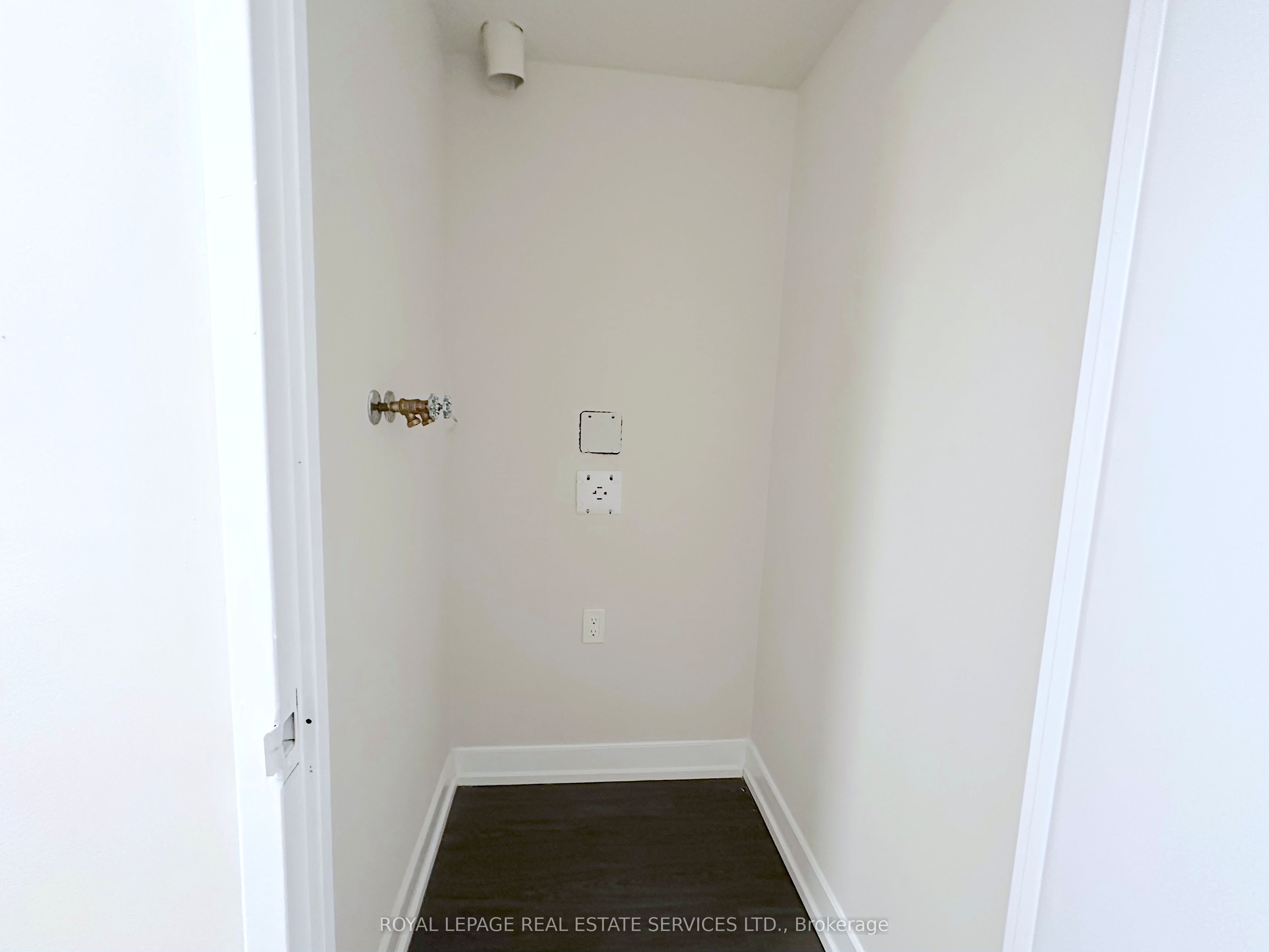 #1501 - 561 Sherbourne Street Property Photo 8