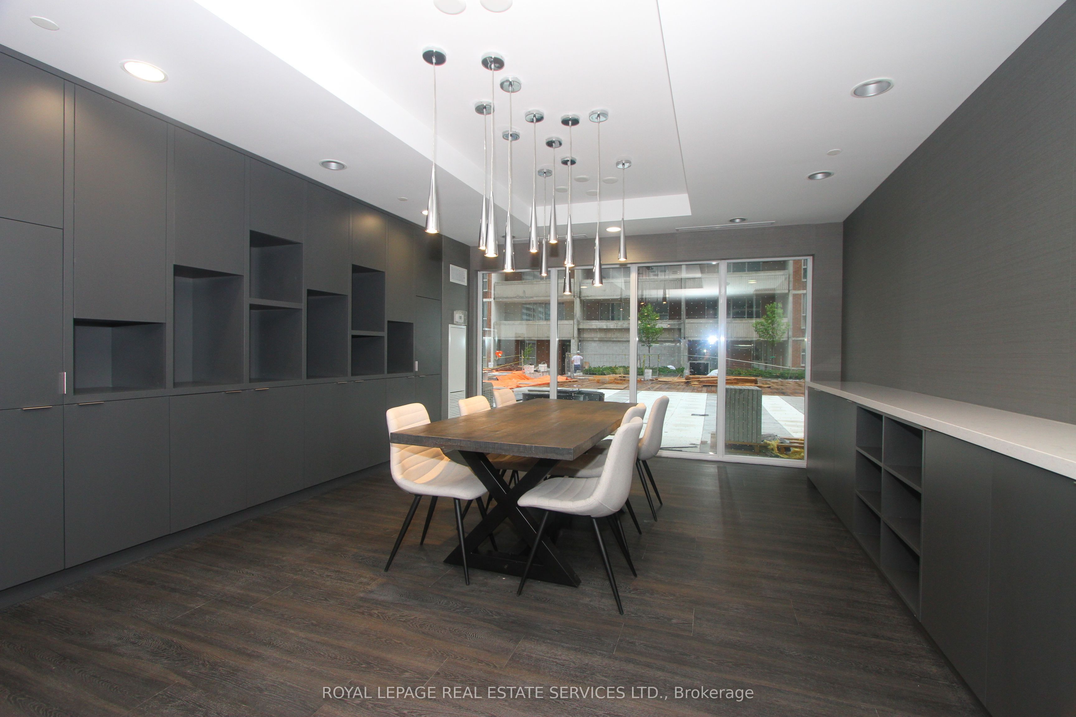 #1501 - 561 Sherbourne Street Property Photo 11