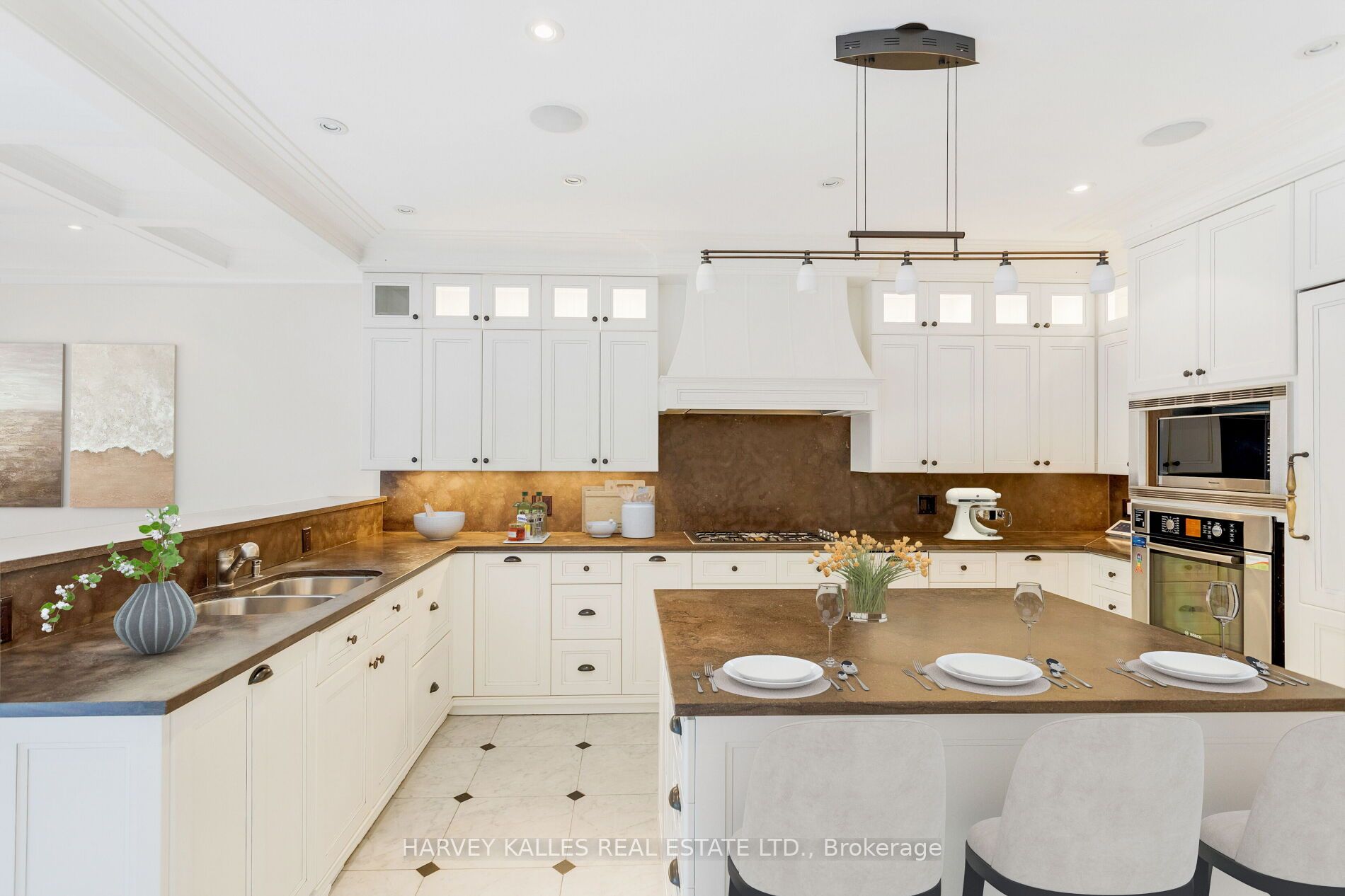 8 Binscarth Road Property Photo 15
