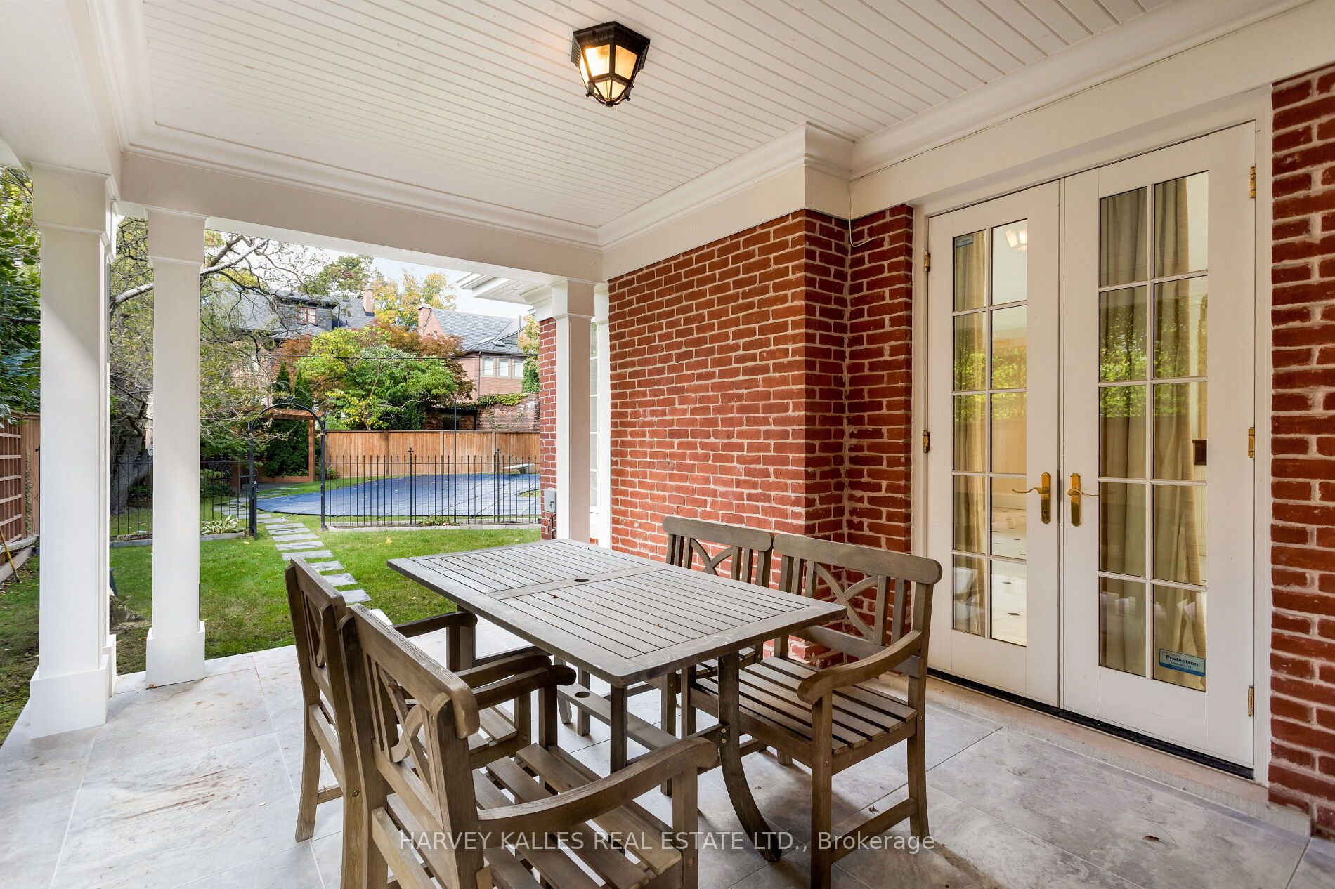 8 Binscarth Road Property Photo 36