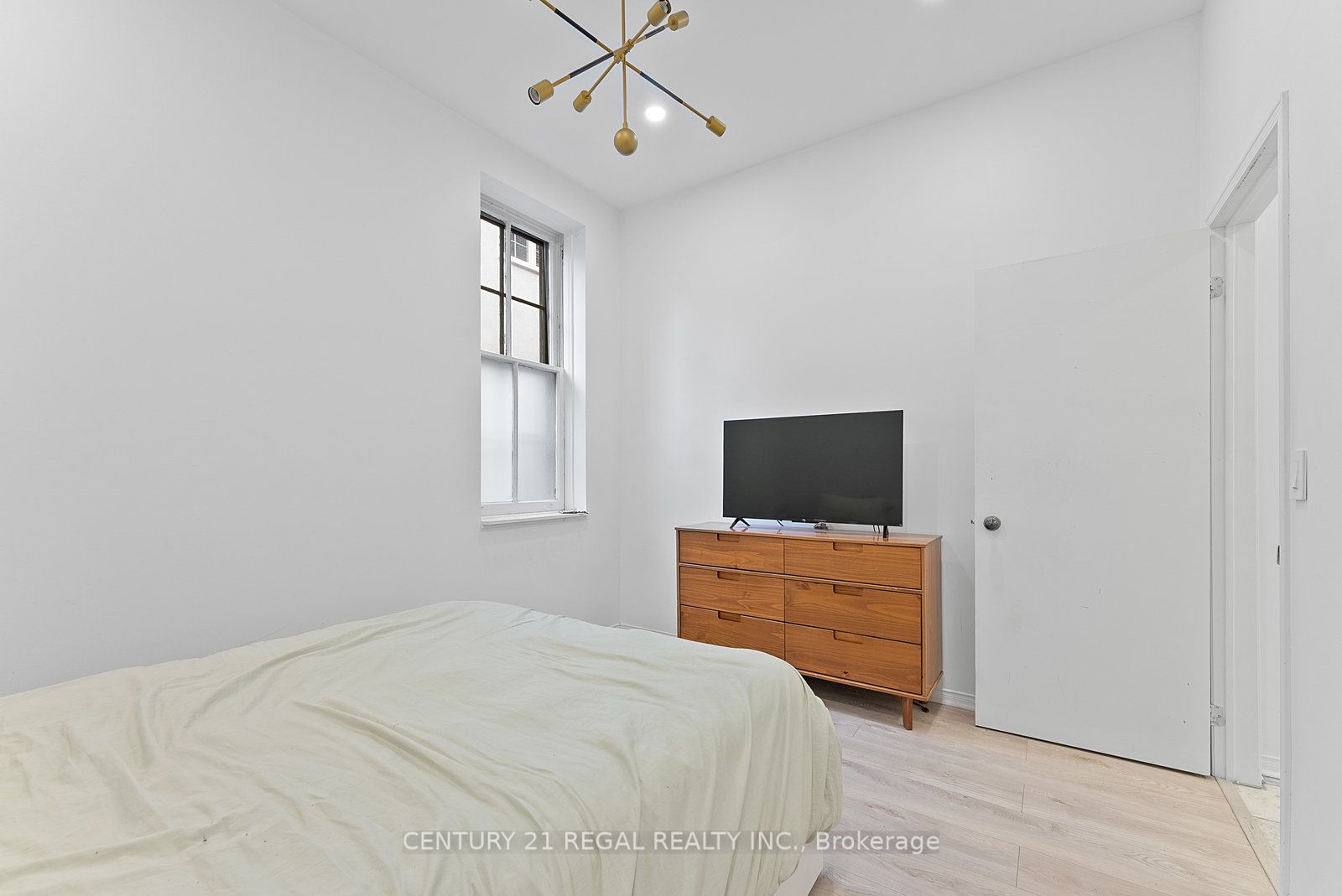 #3 - 228 St George Street Property Photo 21