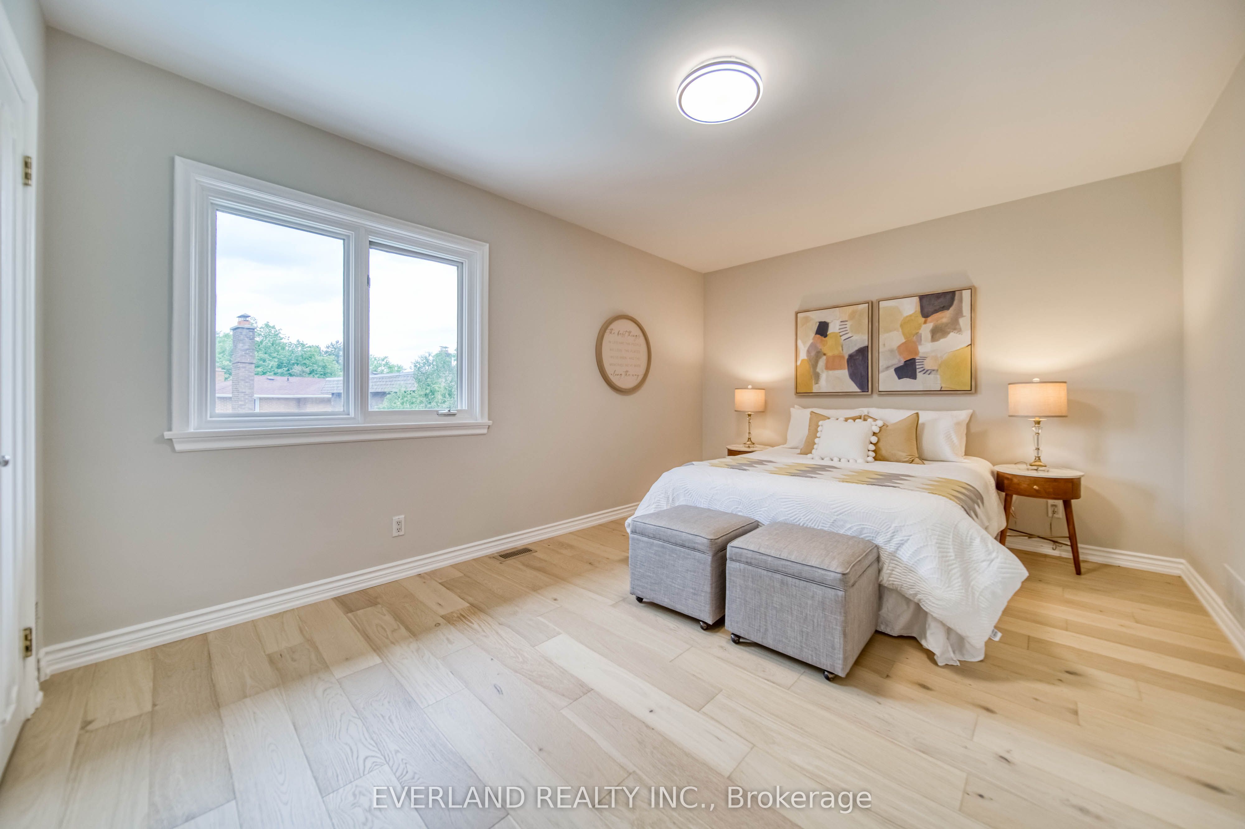 8 Elliotwood Court Property Photo 29