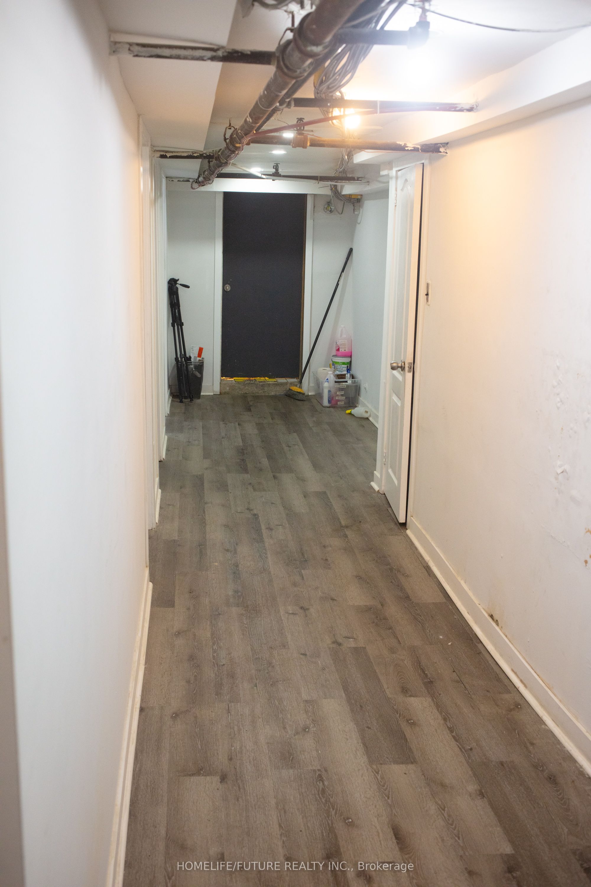 372 Queen Street Property Photo 10