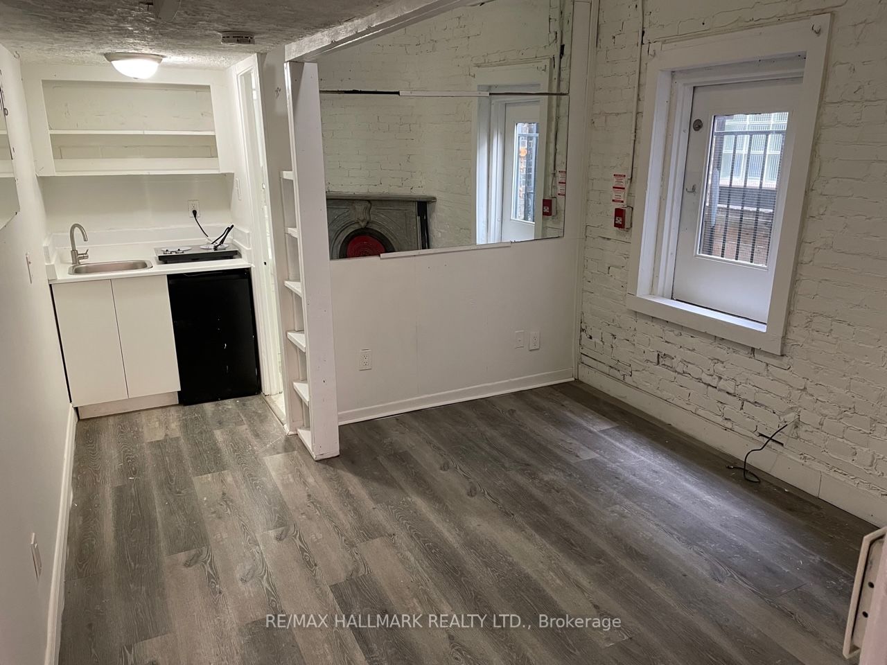 177 Carlton Street Property Photo 5
