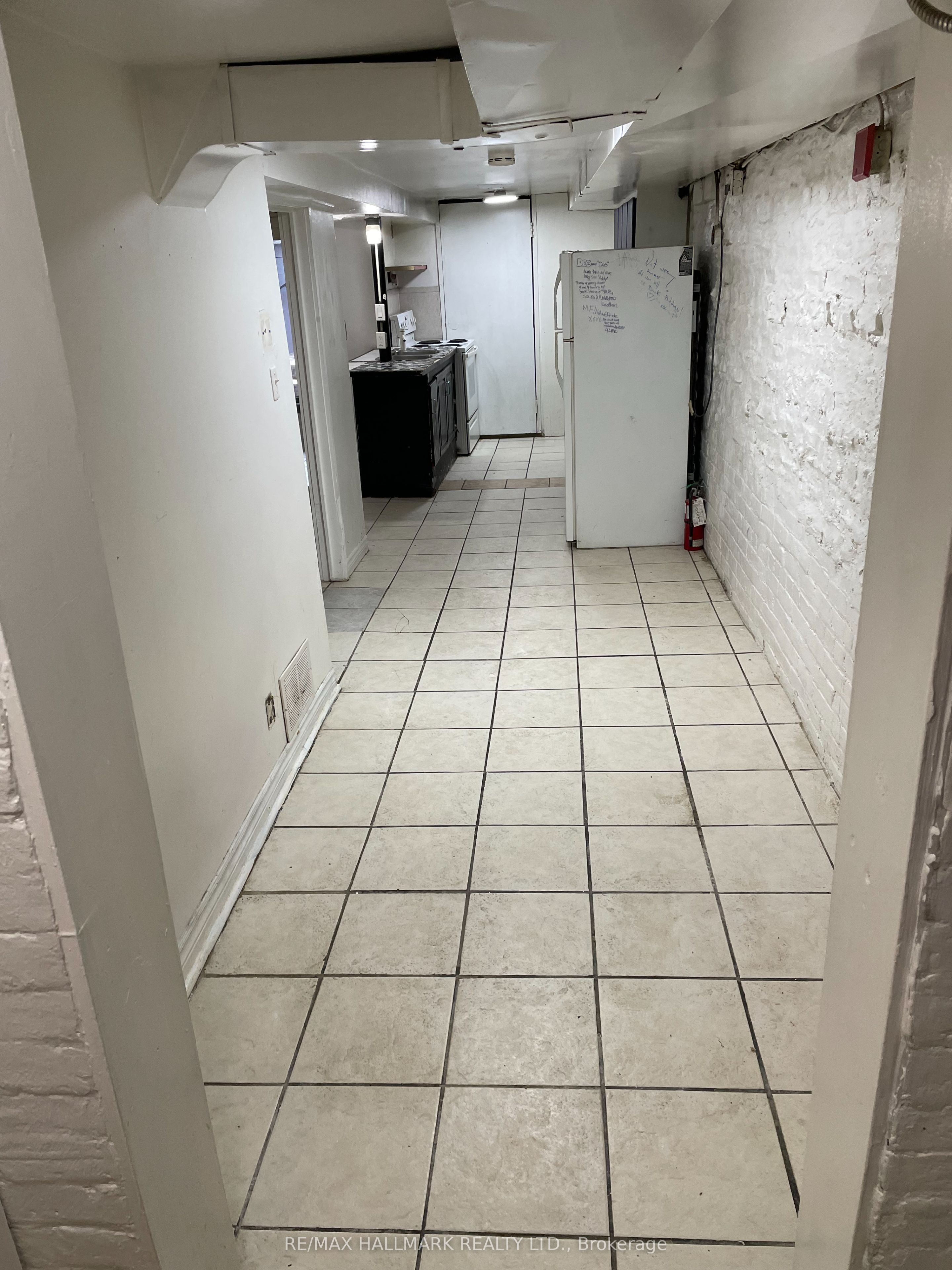 177 Carlton Street Property Photo 30