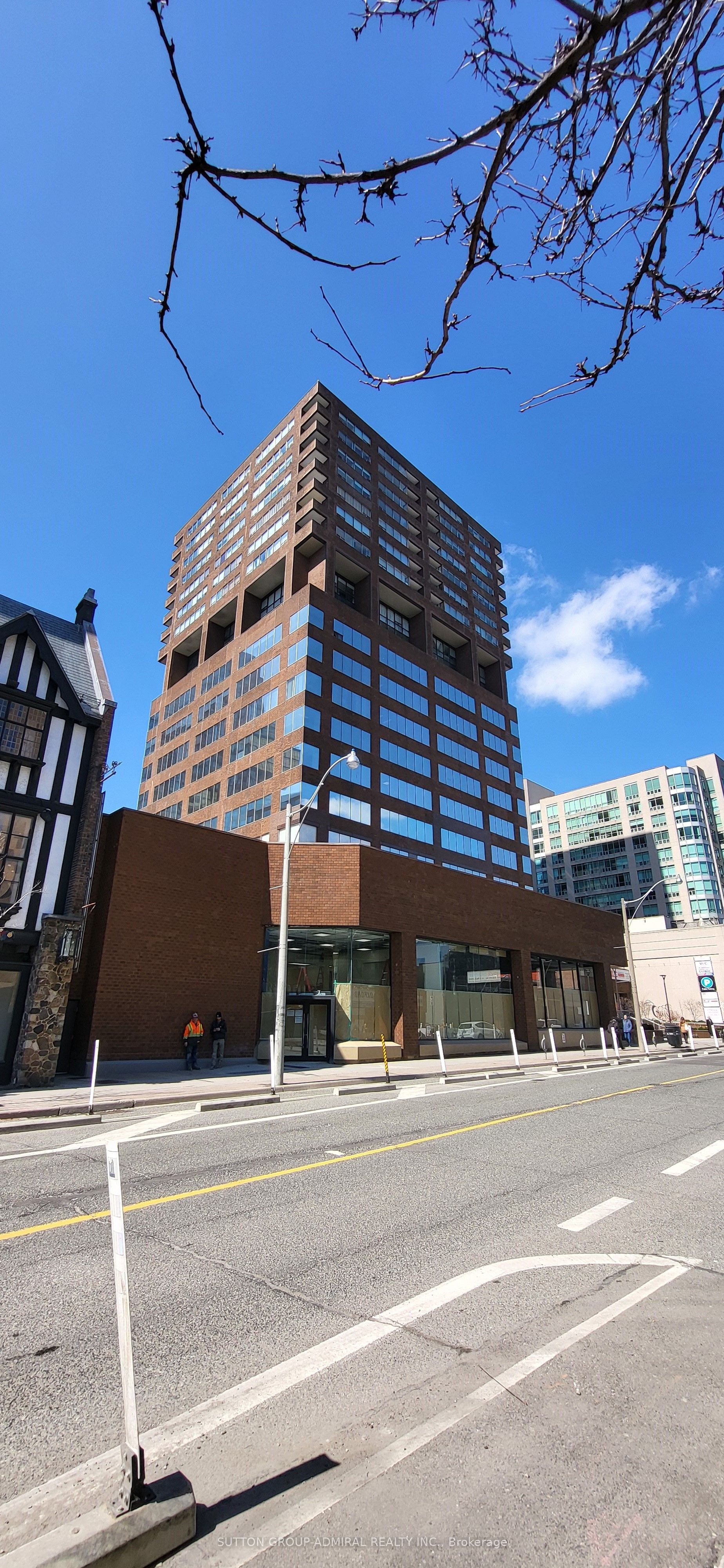 #601 - 920 Yonge Street Property Photo 6