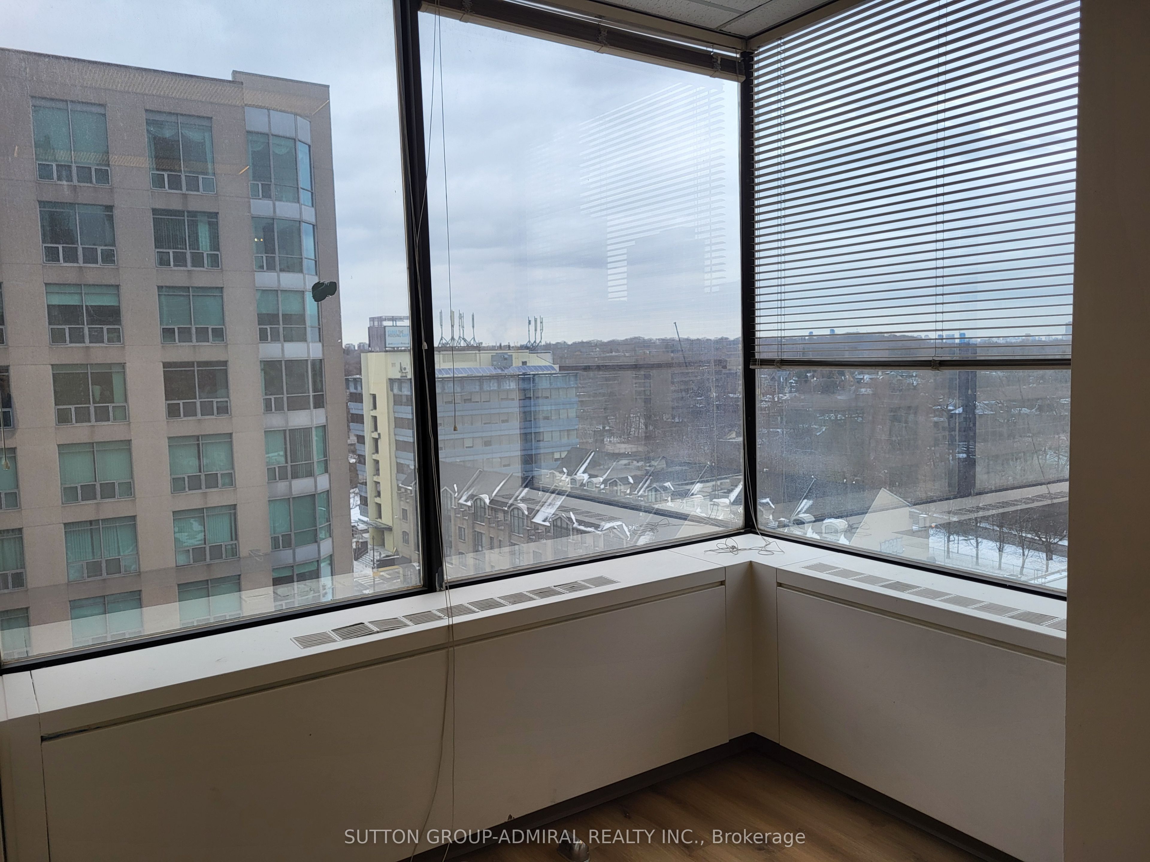 #801 - 920 Yonge Street Property Photo 23