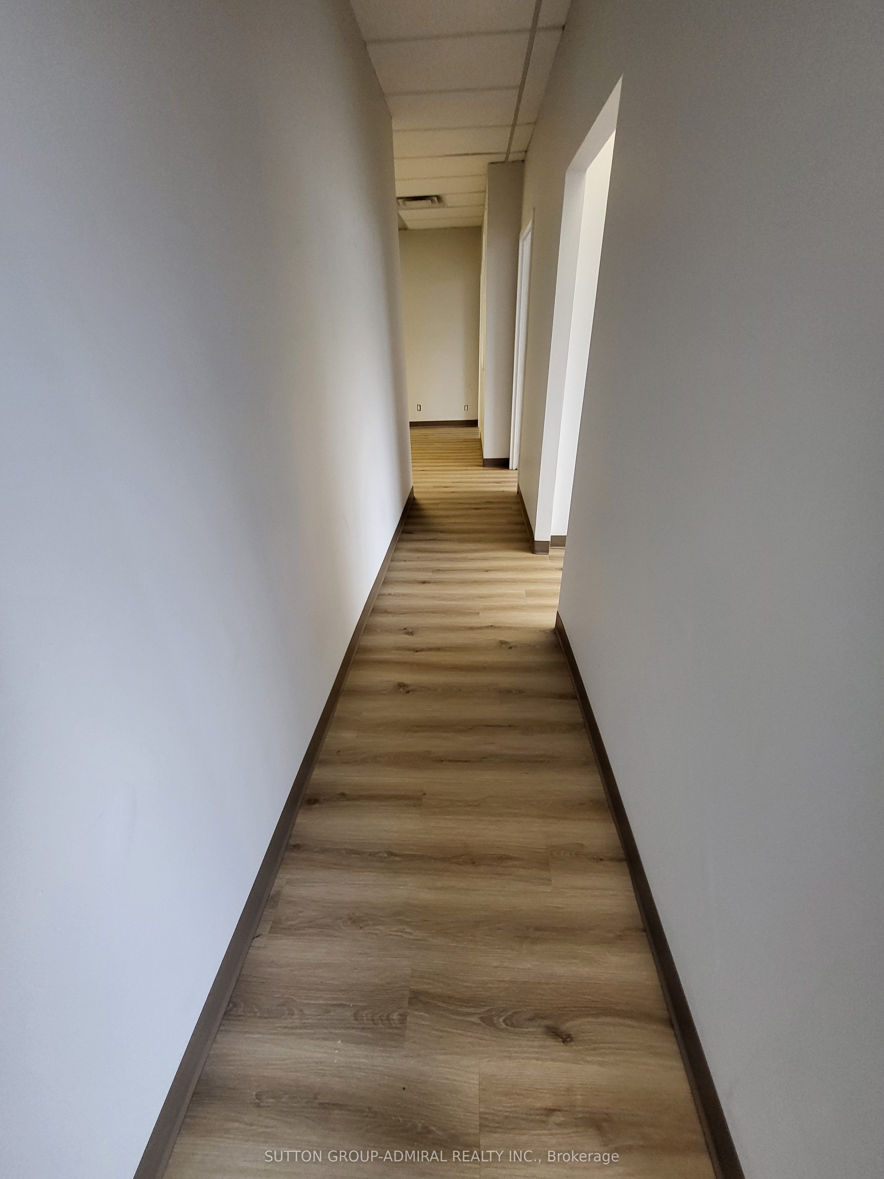 #801 - 920 Yonge Street Property Photo 24
