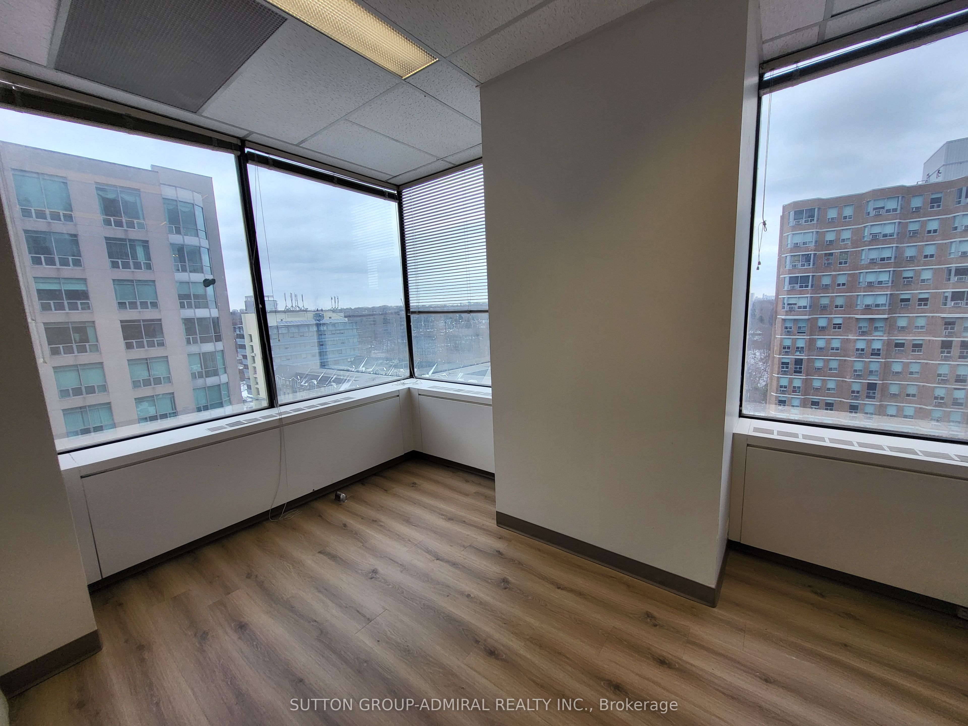 #801 - 920 Yonge Street Property Photo 26