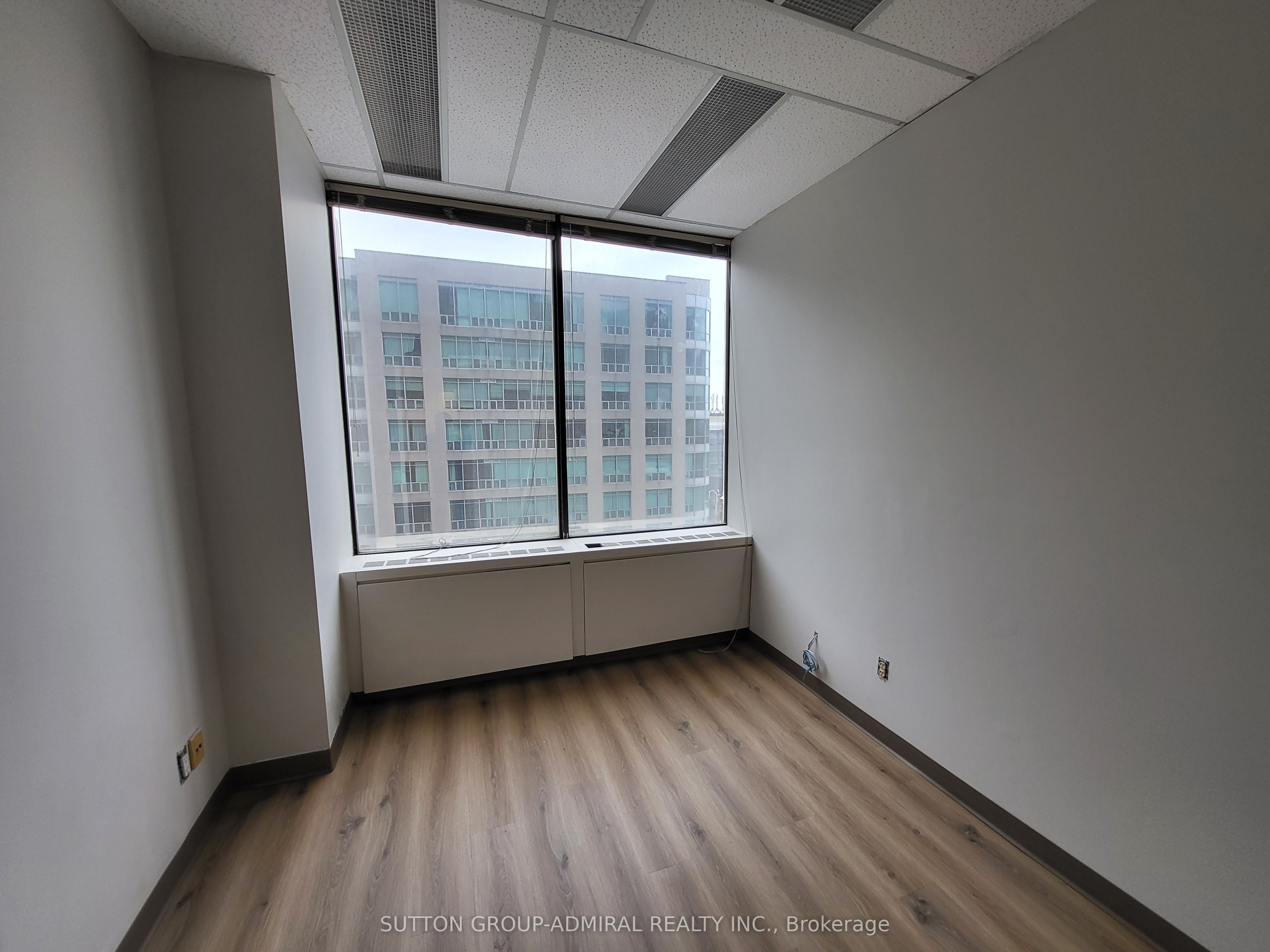 #801 - 920 Yonge Street Property Photo 29