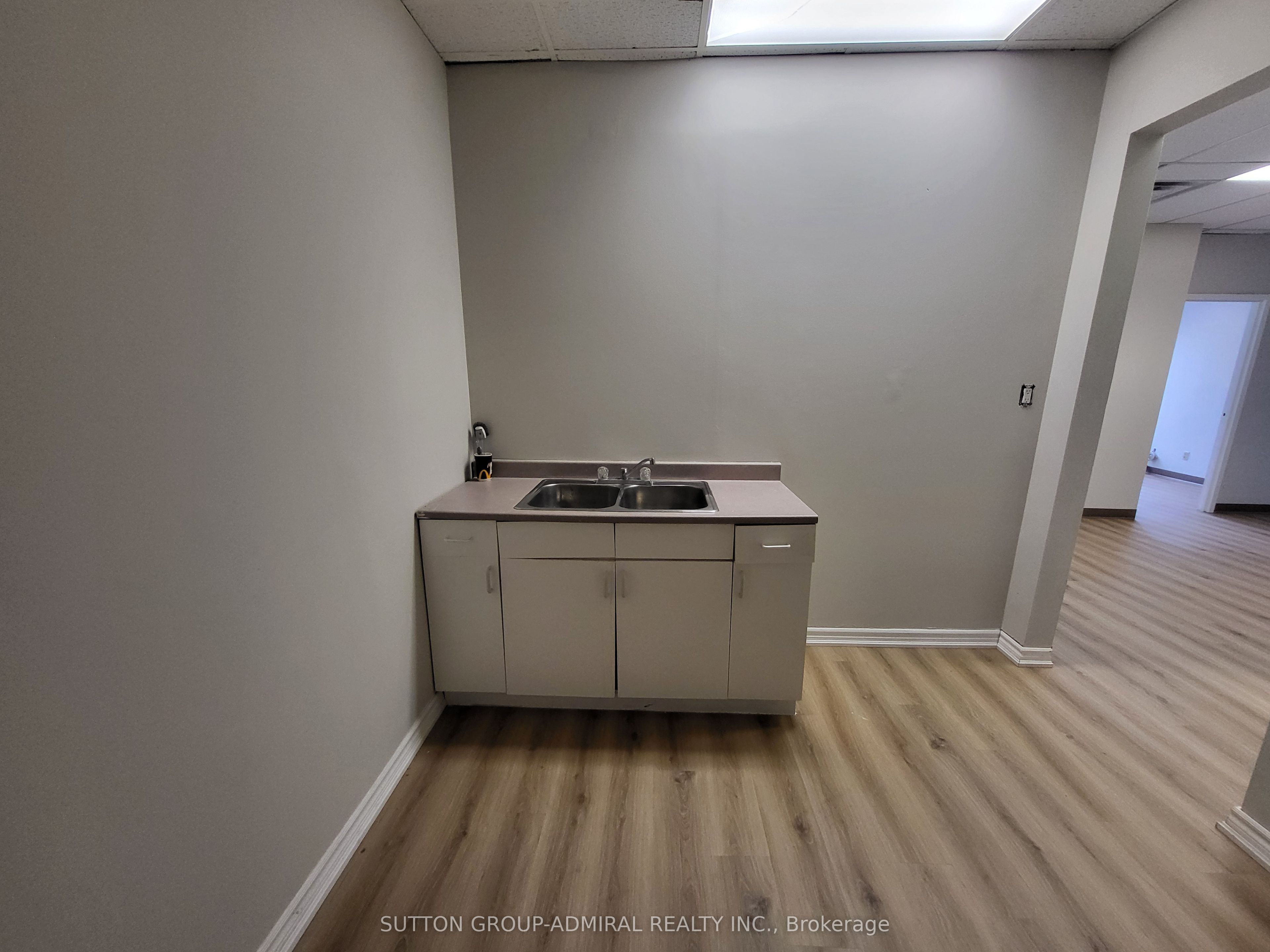 #801 - 920 Yonge Street Property Photo 30