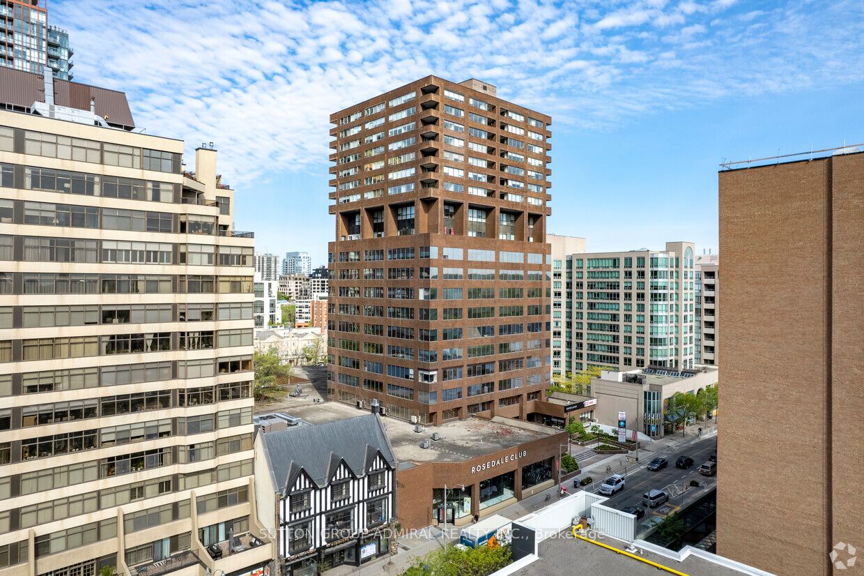#607 - 920 Yonge Street Property Photo 1