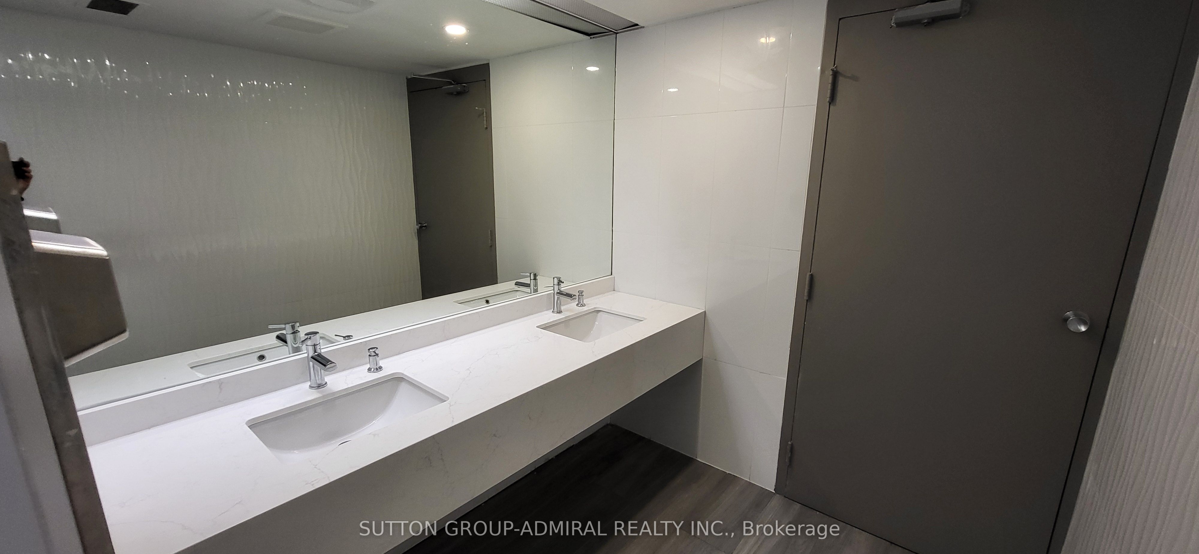 #607 - 920 Yonge Street Property Photo 12
