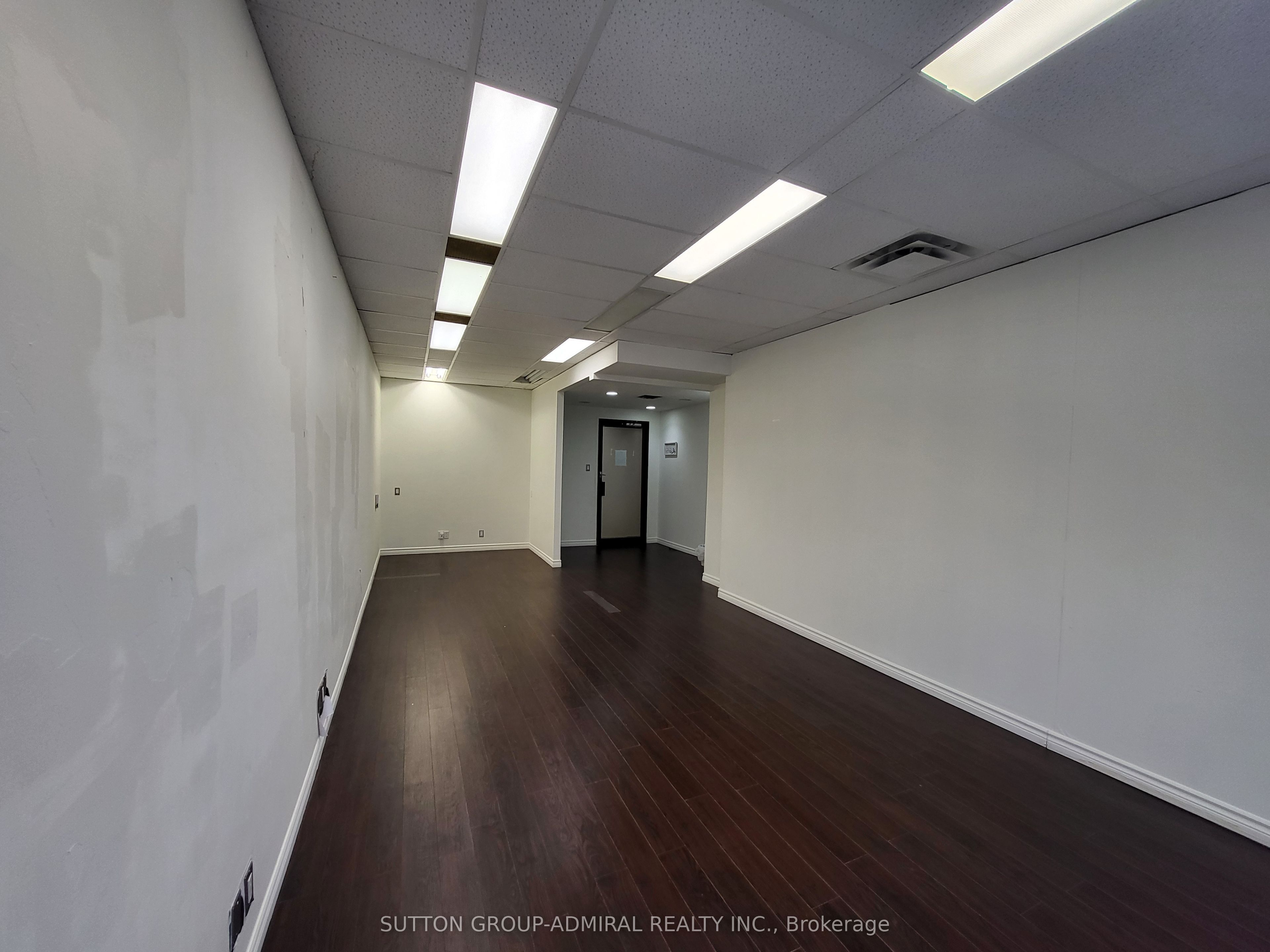 #607 - 920 Yonge Street Property Photo 18