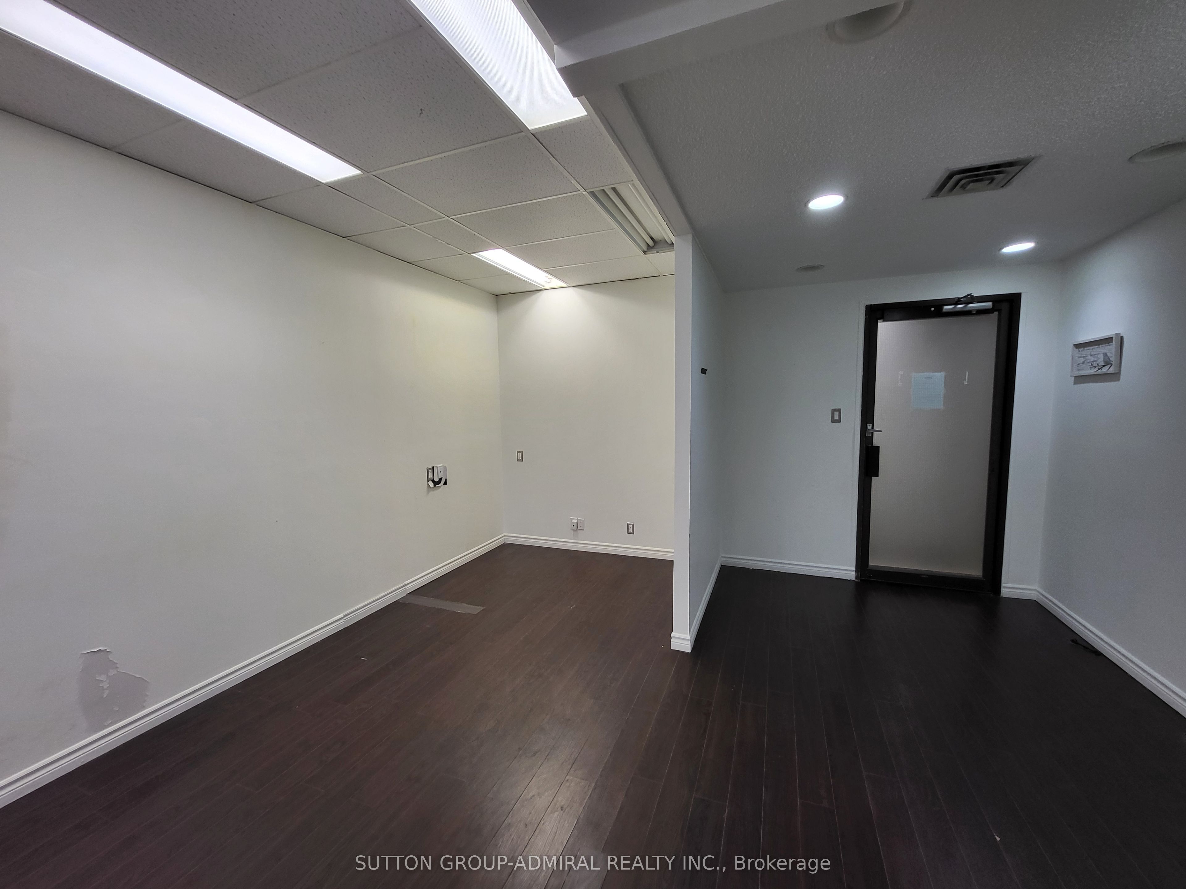 #607 - 920 Yonge Street Property Photo 20