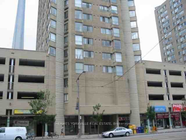 #2501 - 260 Queens Quay Property Photo 1