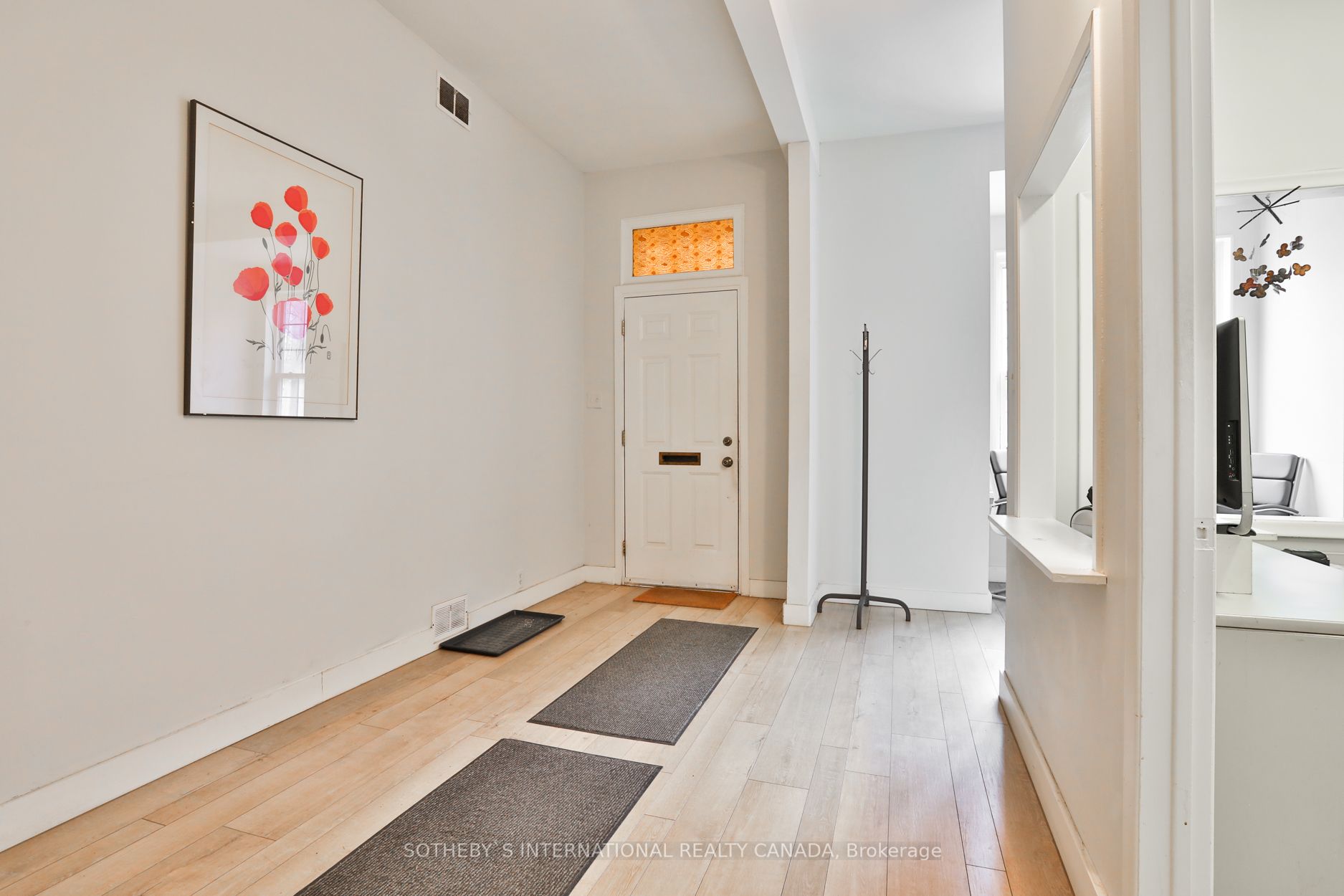 108 Scollard Street Property Photo 5