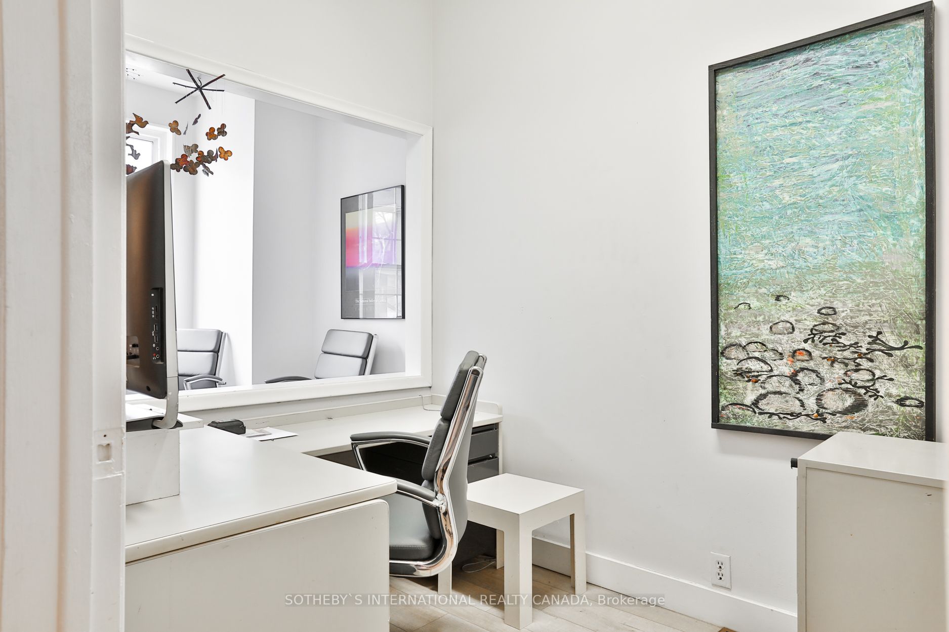 108 Scollard Street Property Photo 7