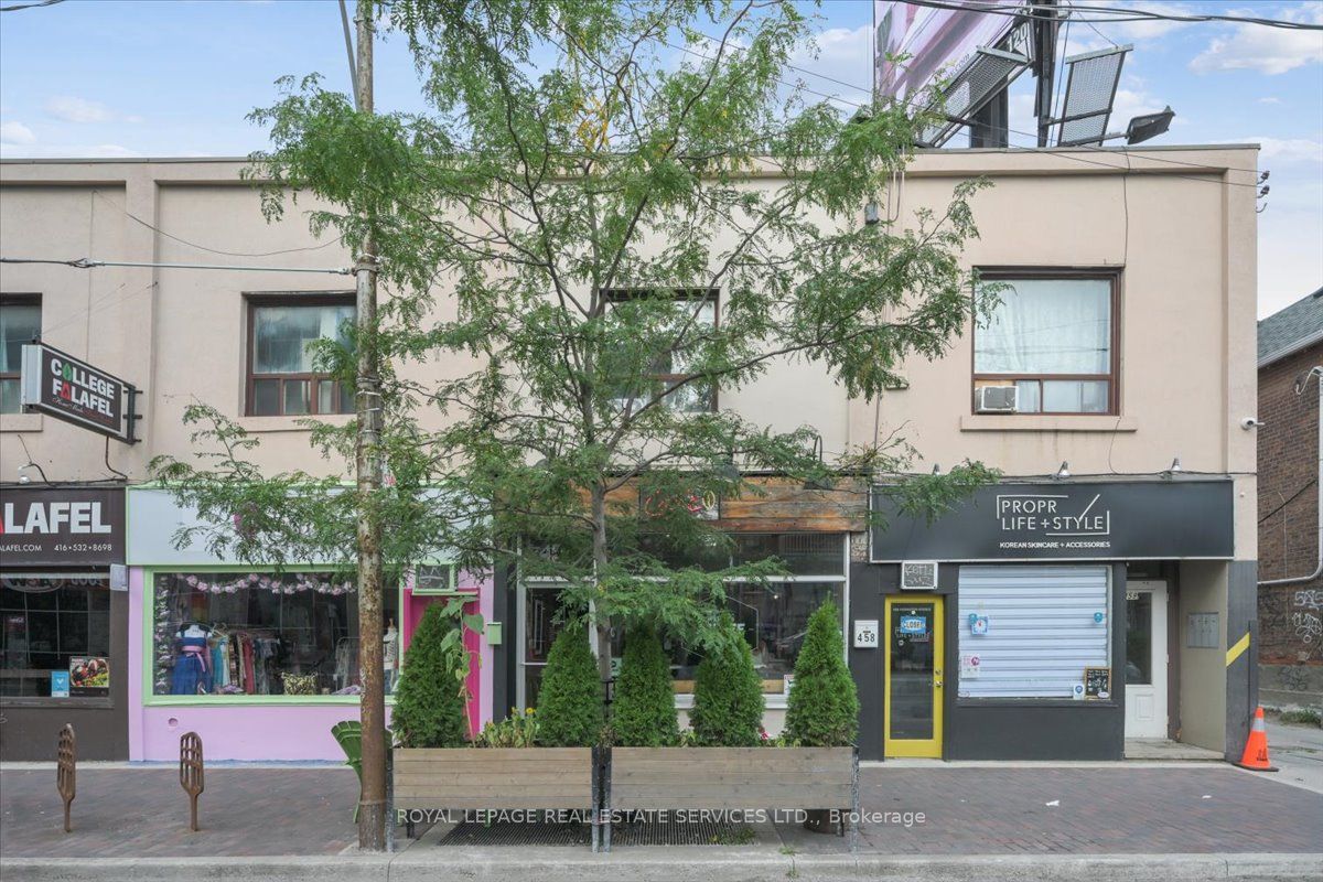 456 Ossington Avenue Property Photo 4