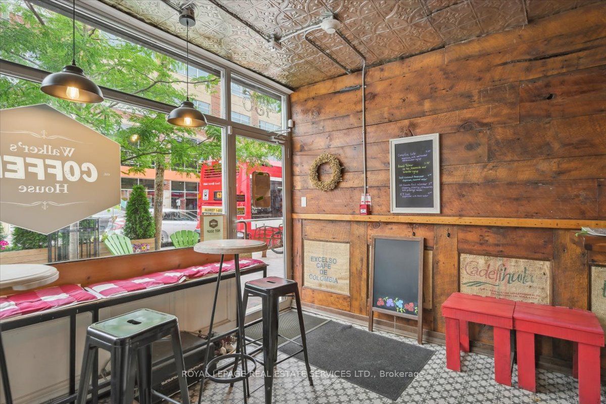 456 Ossington Avenue Property Photo 15