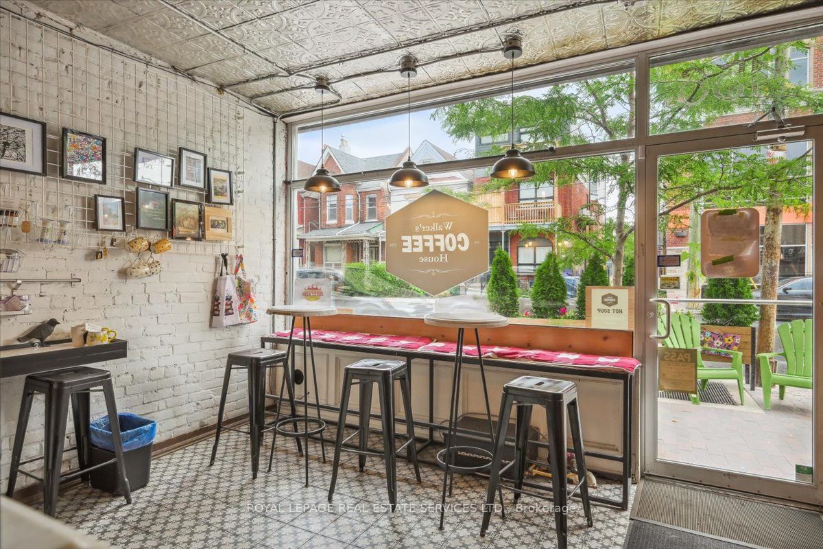 456 Ossington Avenue Property Photo 19