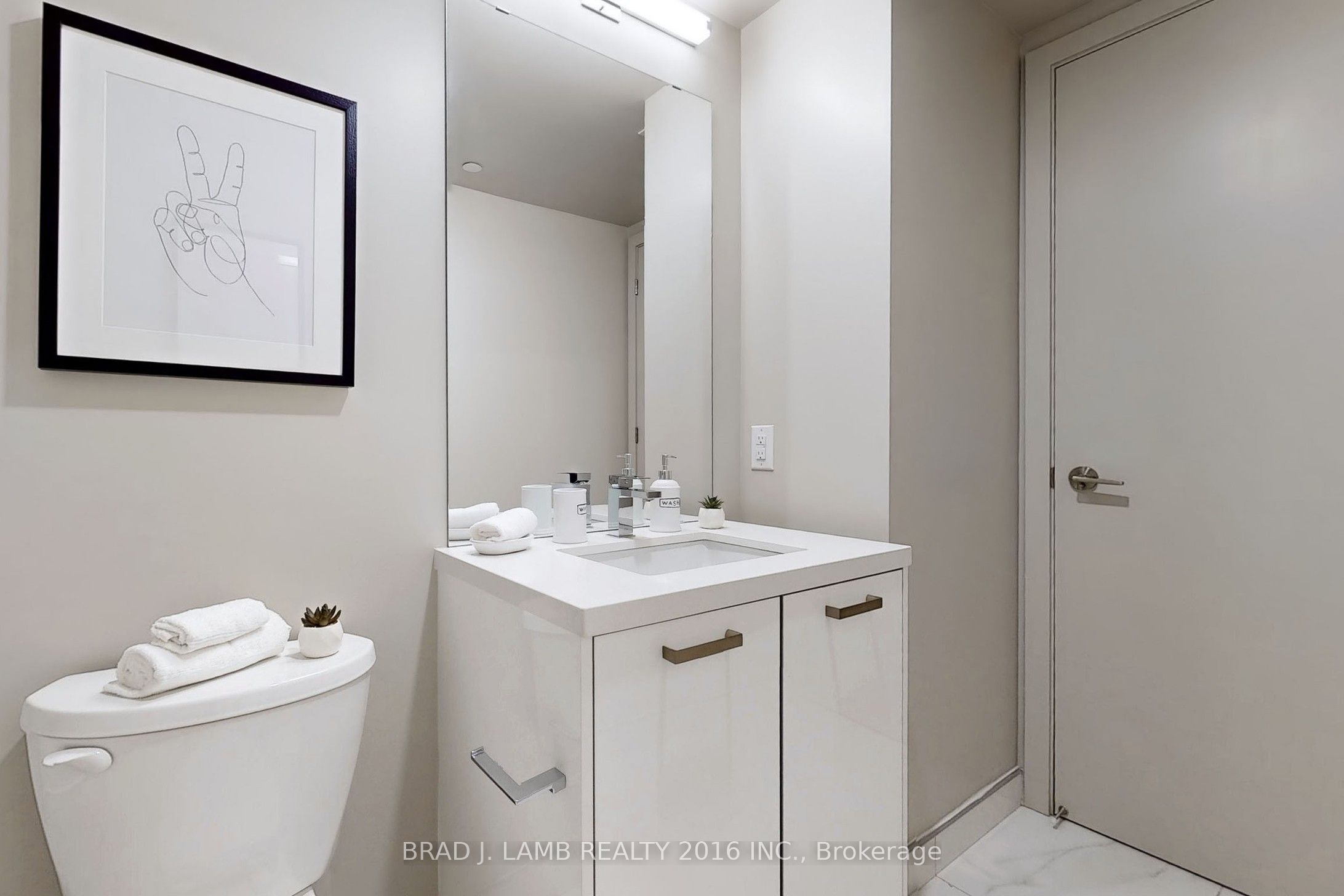 #202 - 458 Richmond Street Property Photo 15