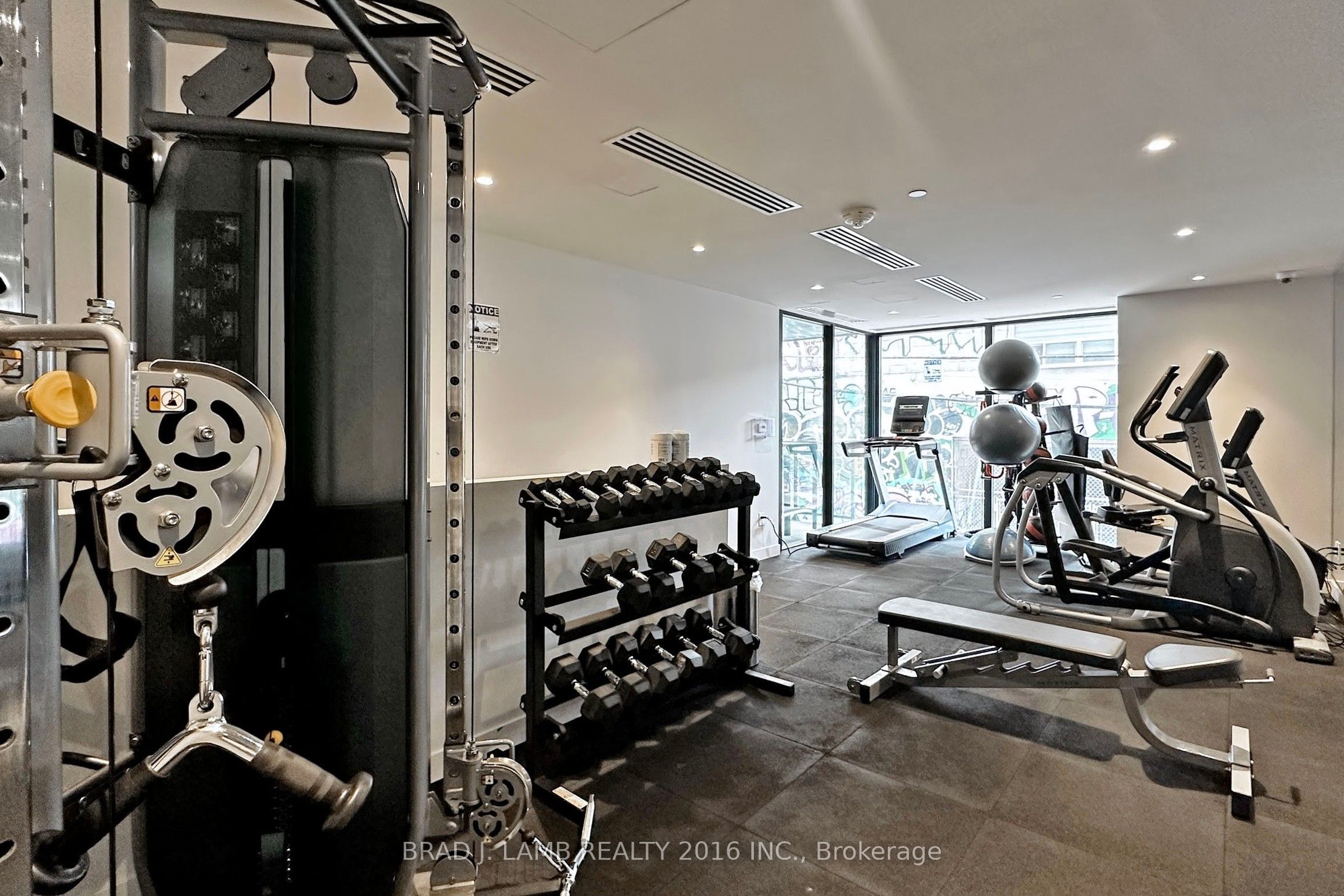 #202 - 458 Richmond Street Property Photo 21