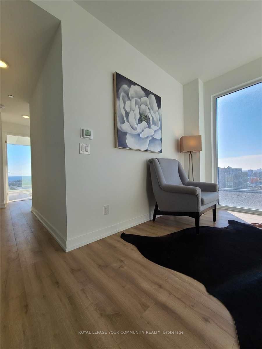 #1503 - 135 East Liberty Street Property Photo 2