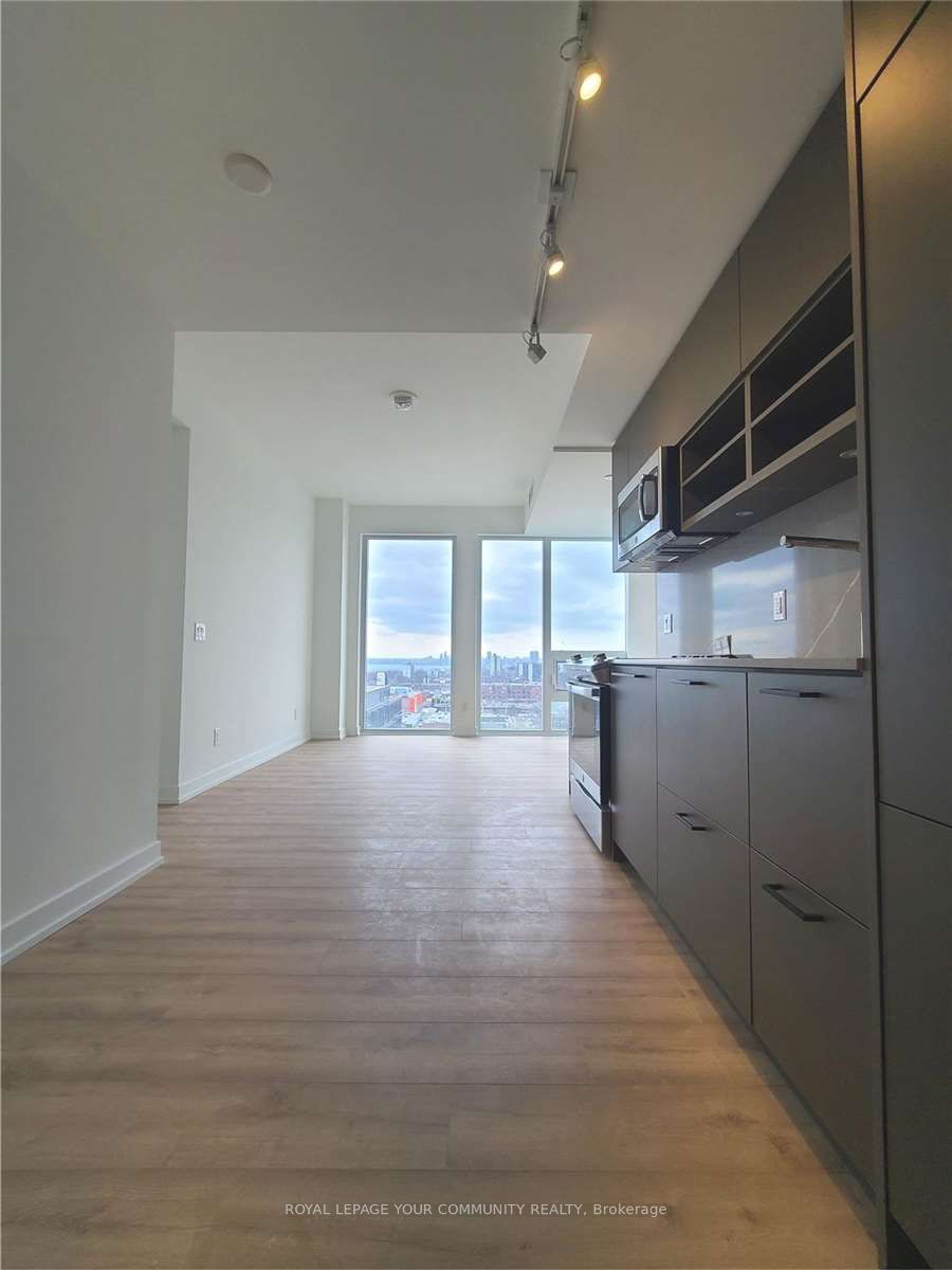 #1503 - 135 East Liberty Street Property Photo 3