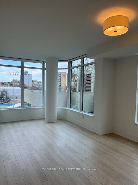 #402 - 310 Tweedsmuir Avenue Property Photo 11