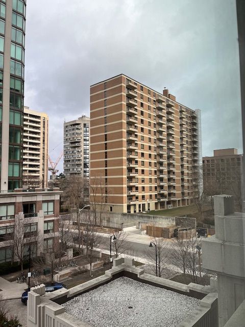 #402 - 310 Tweedsmuir Avenue Property Photo 21